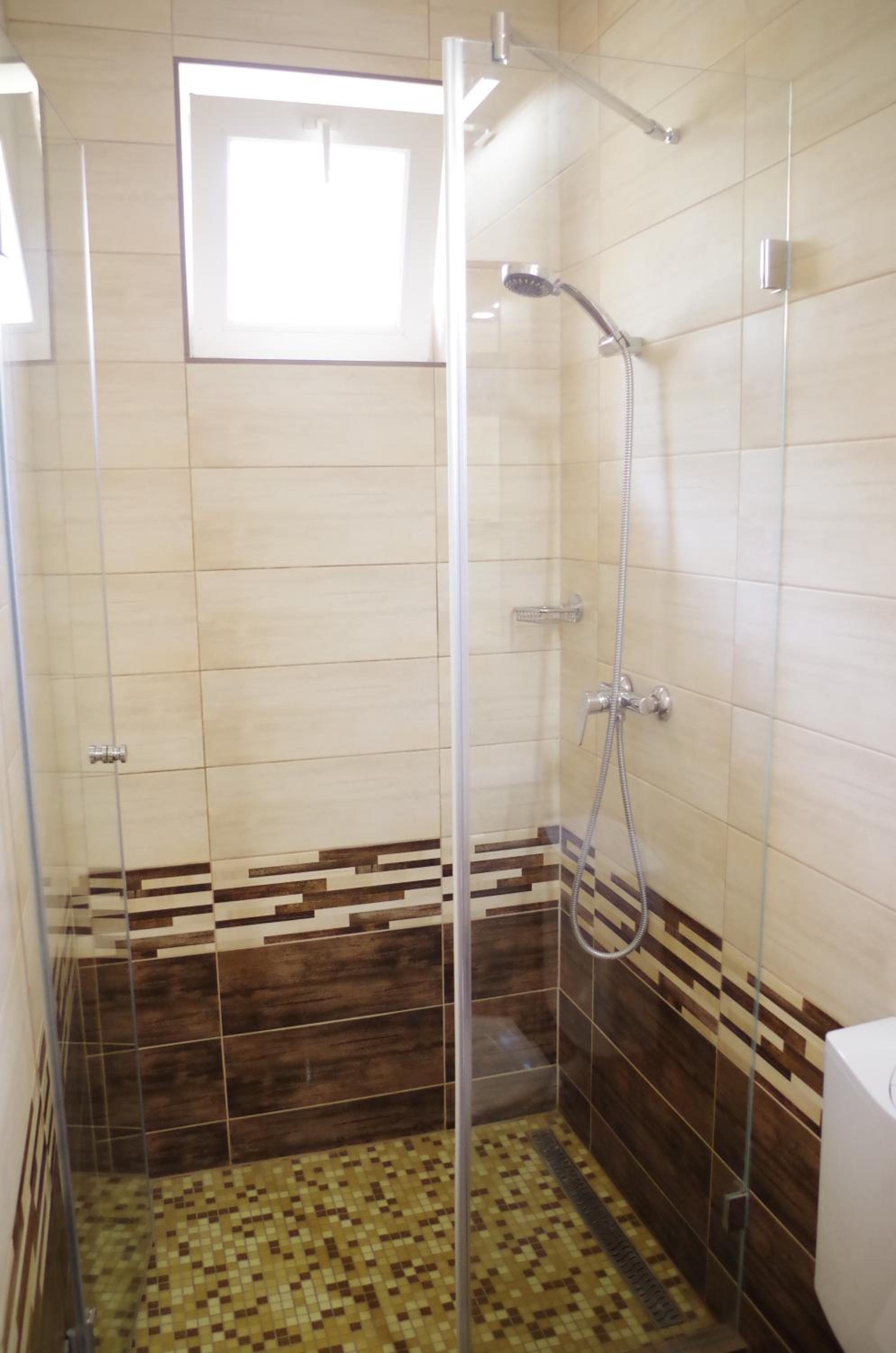 Aranyhal Apartman