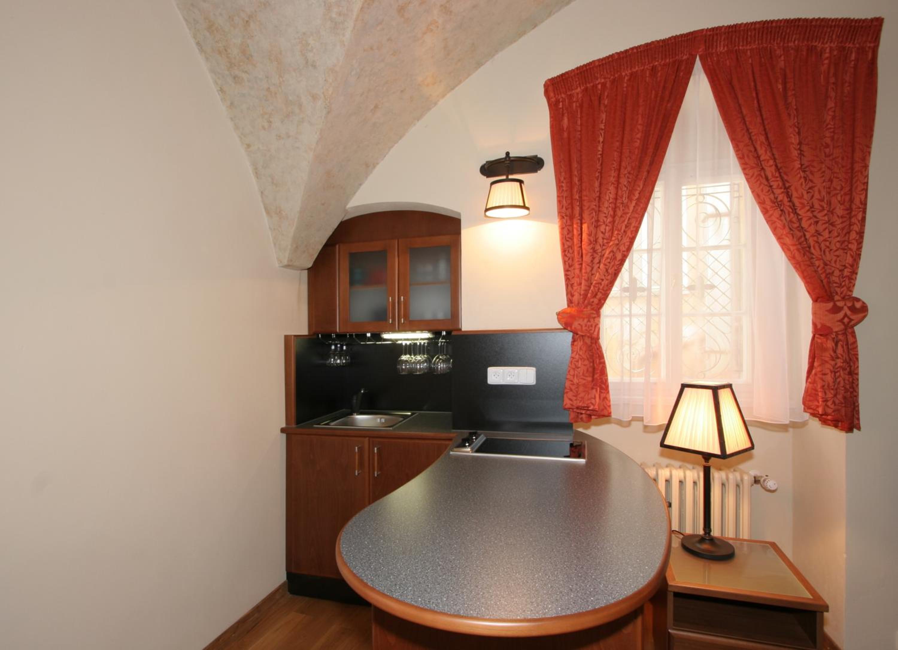 Residence Thunovska