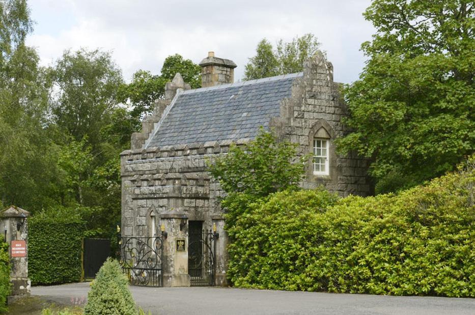 Fort William Vacations - Inverlochy Castle Hotel - Property Image 2