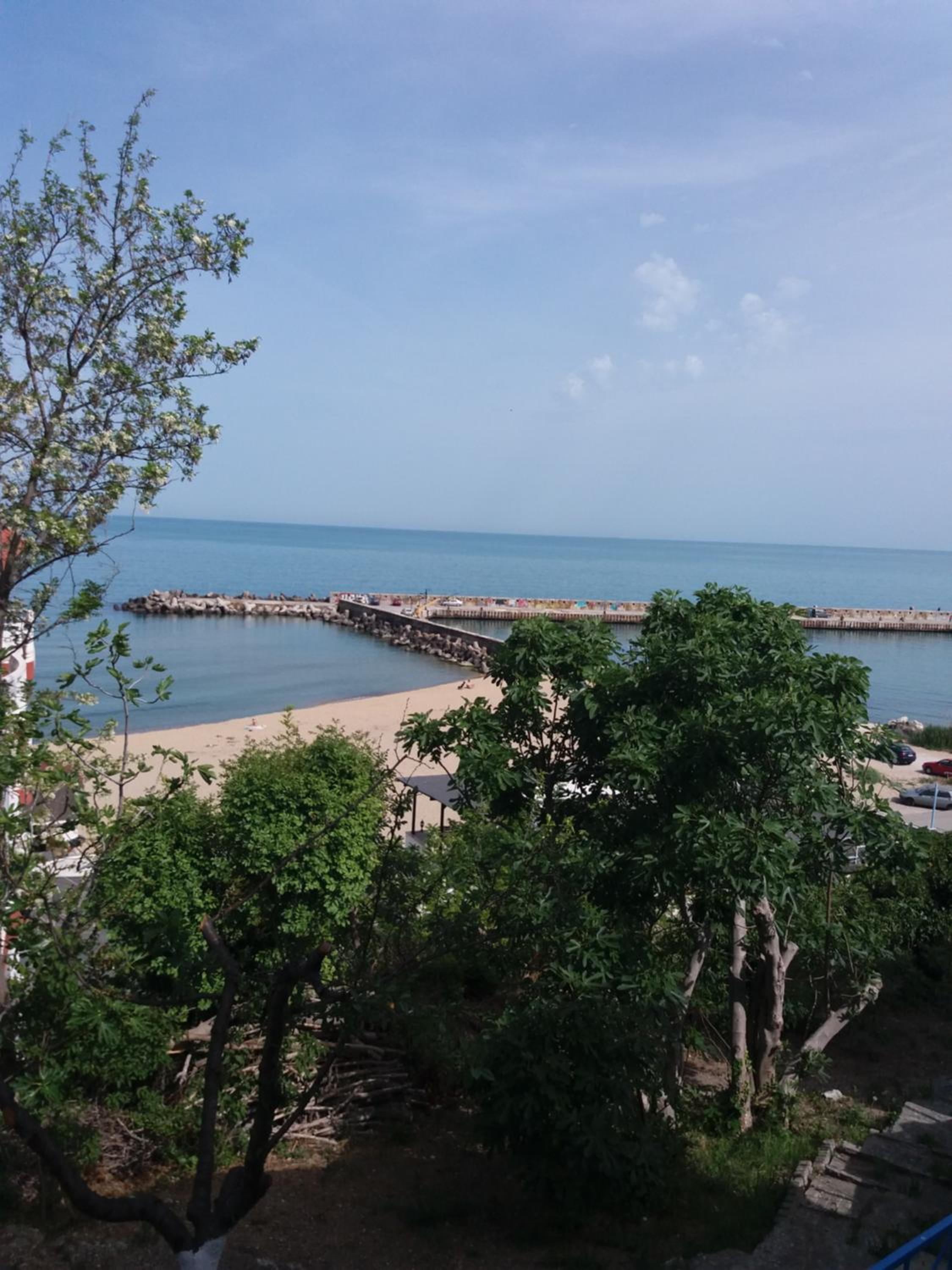 Ваканционни къщи'На брега' Holiday houses ON THE COAST