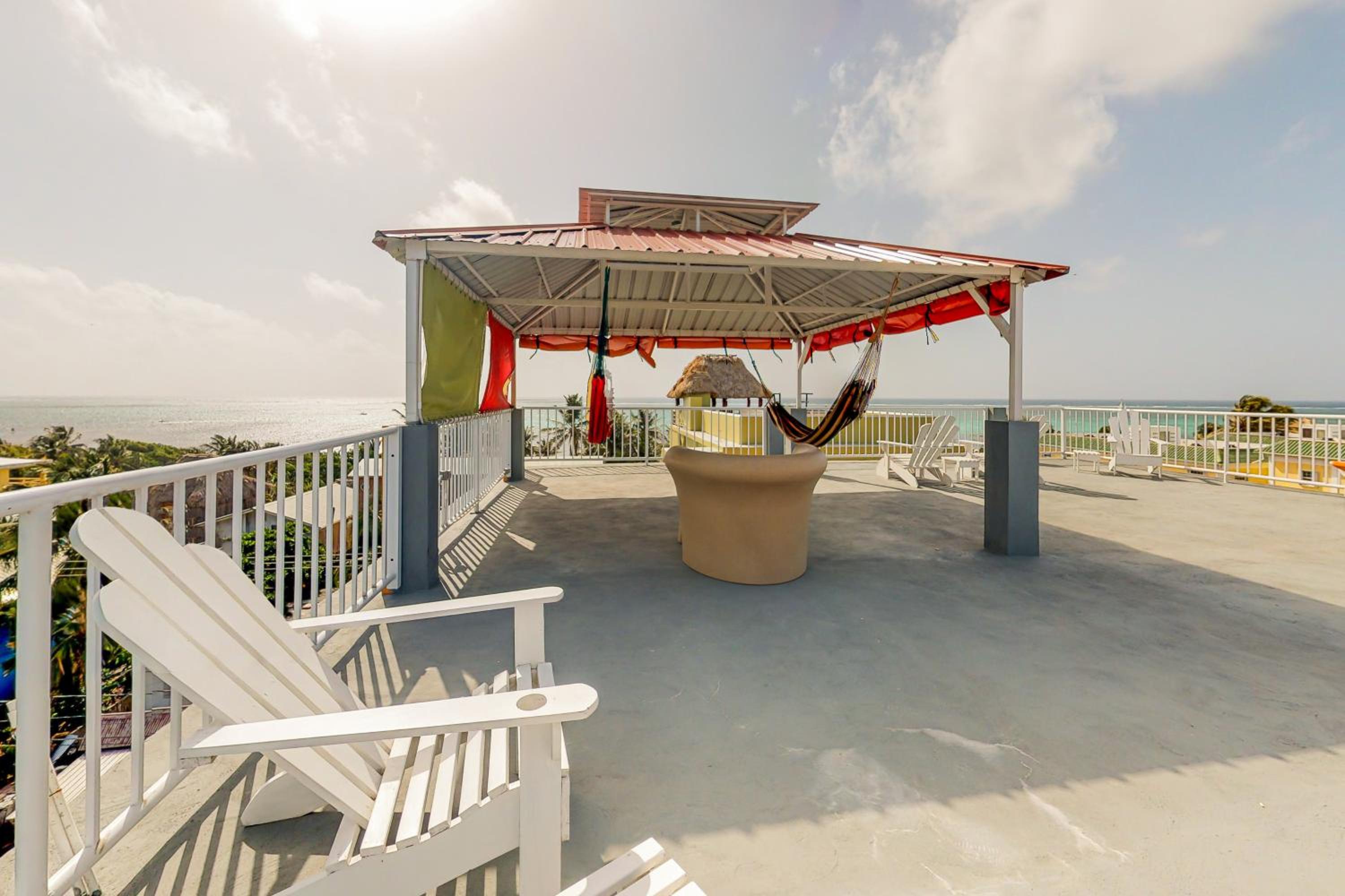 Honey Camp #1 at Laguna Suite -Gold Standard Certified