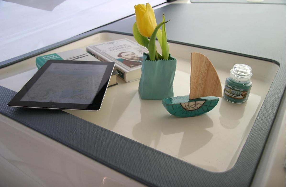 Platinum 989 FLYbridge Motor Yacht view 5