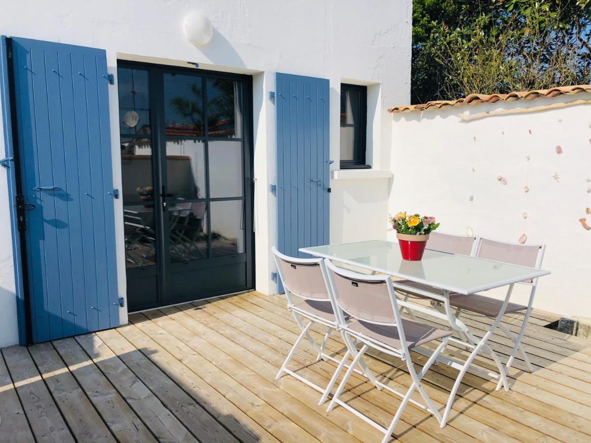 outdoor BBQ area