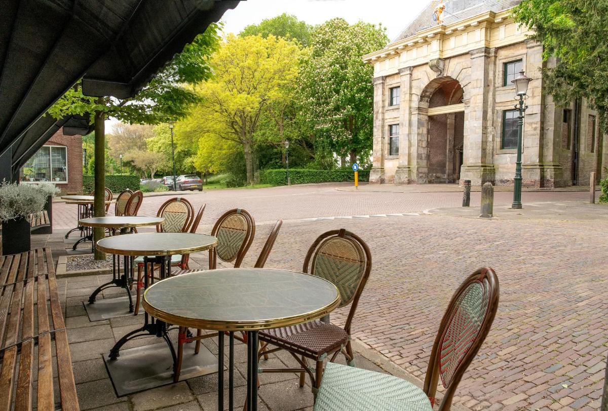 outdoor BBQ area