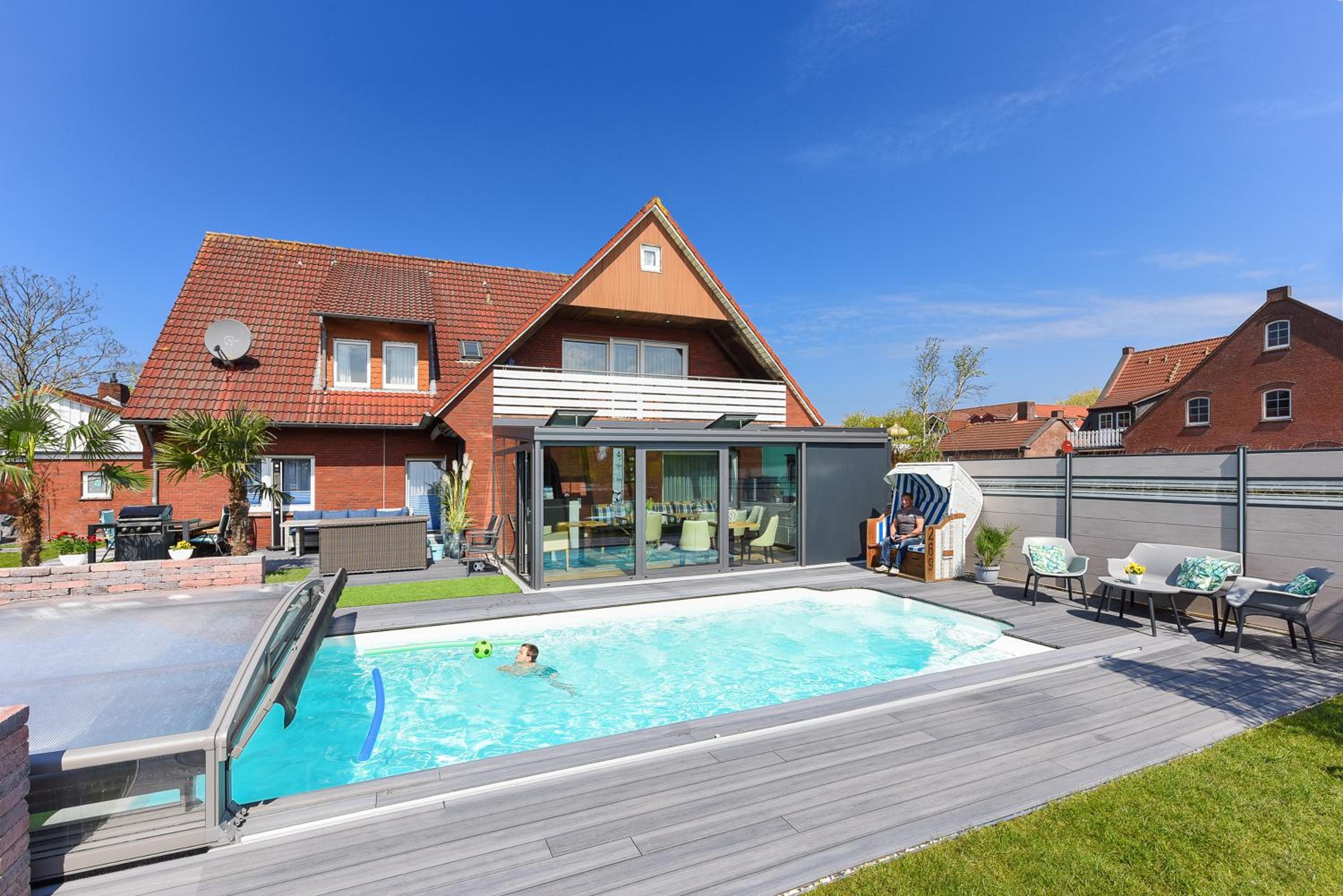 Ferienwohnung Haus zum Seehund mit Pool, Garten und Tischtennisplatte view 3