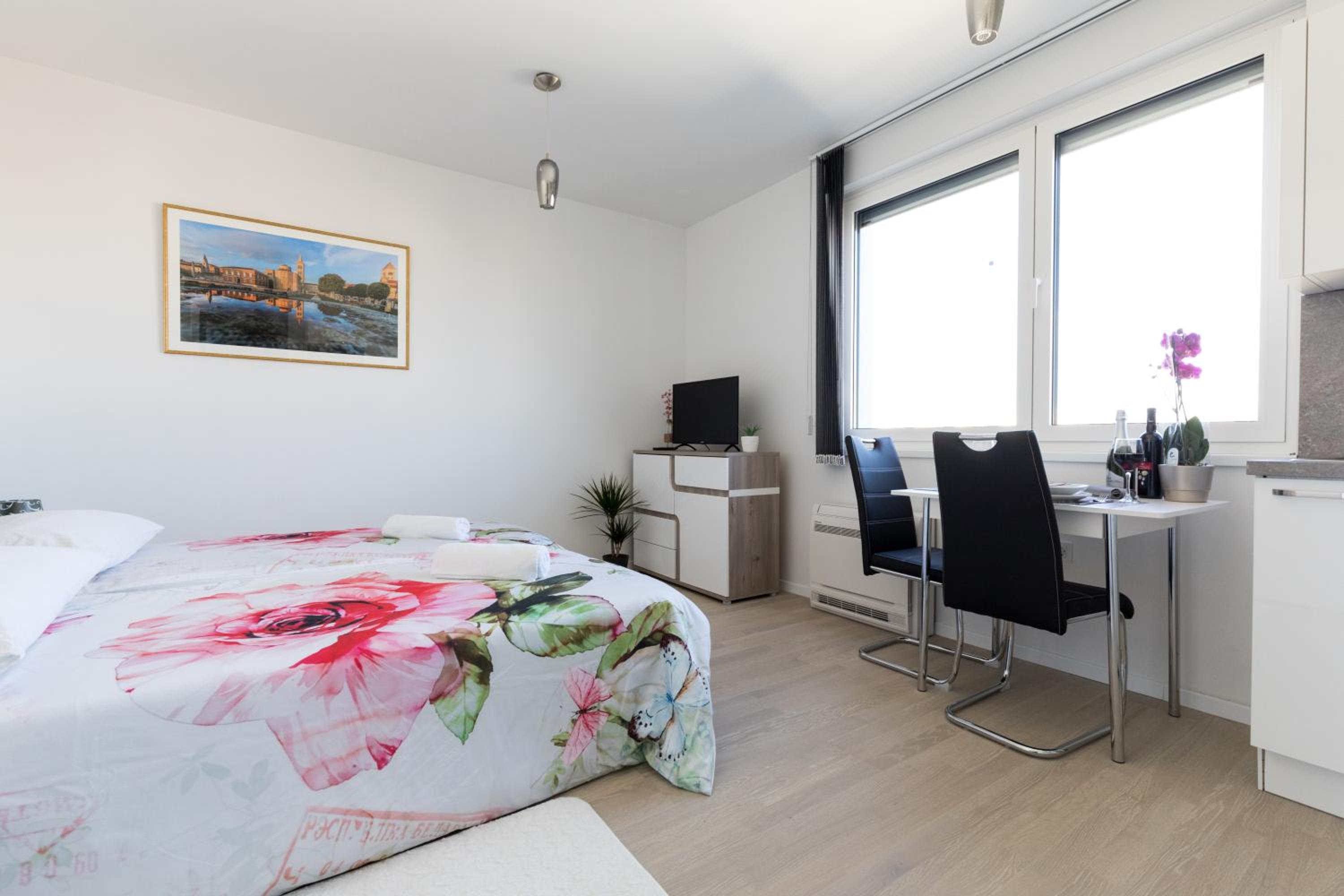 Studio apartman Moonlight view 2