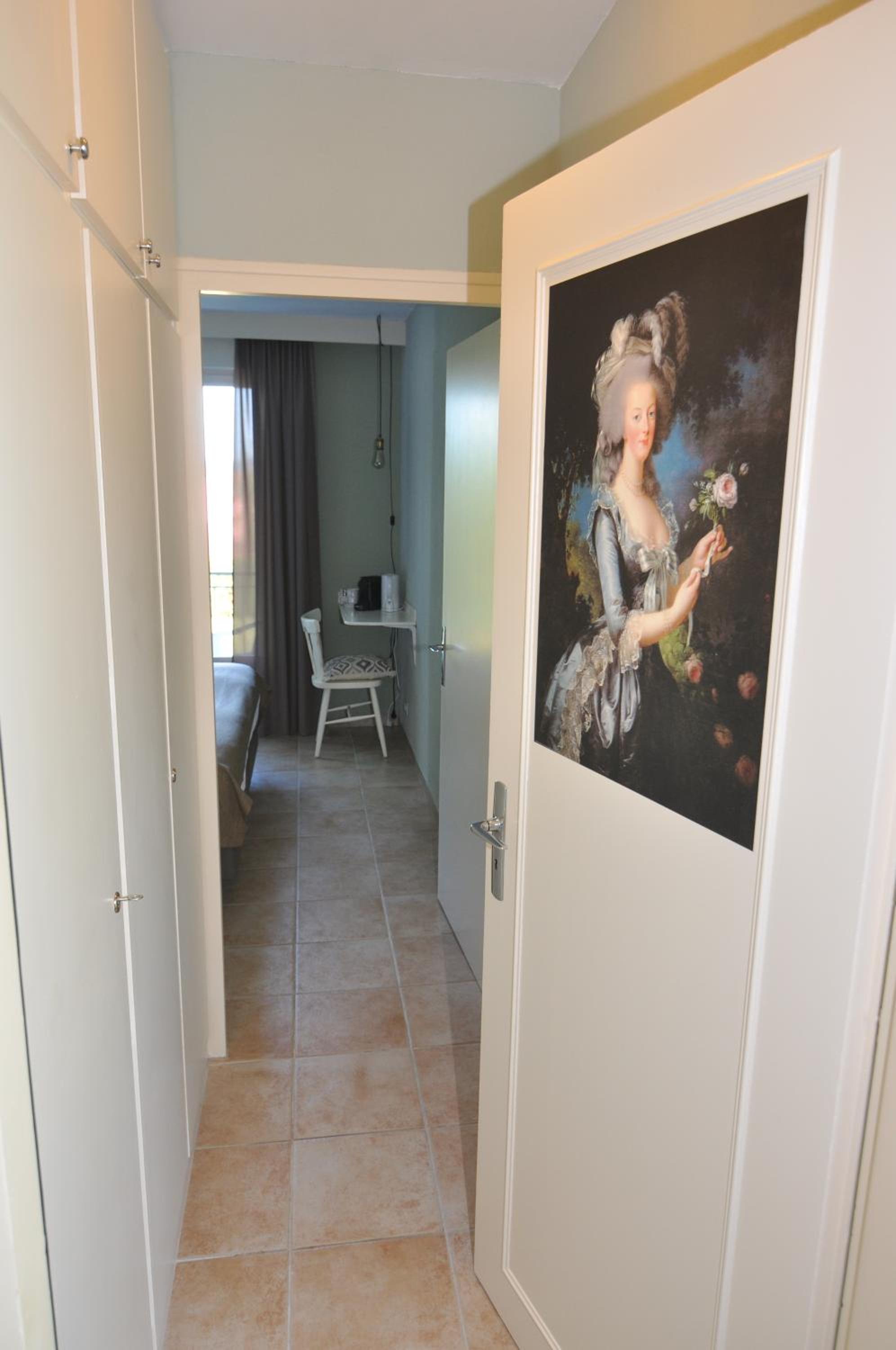 Photo 38