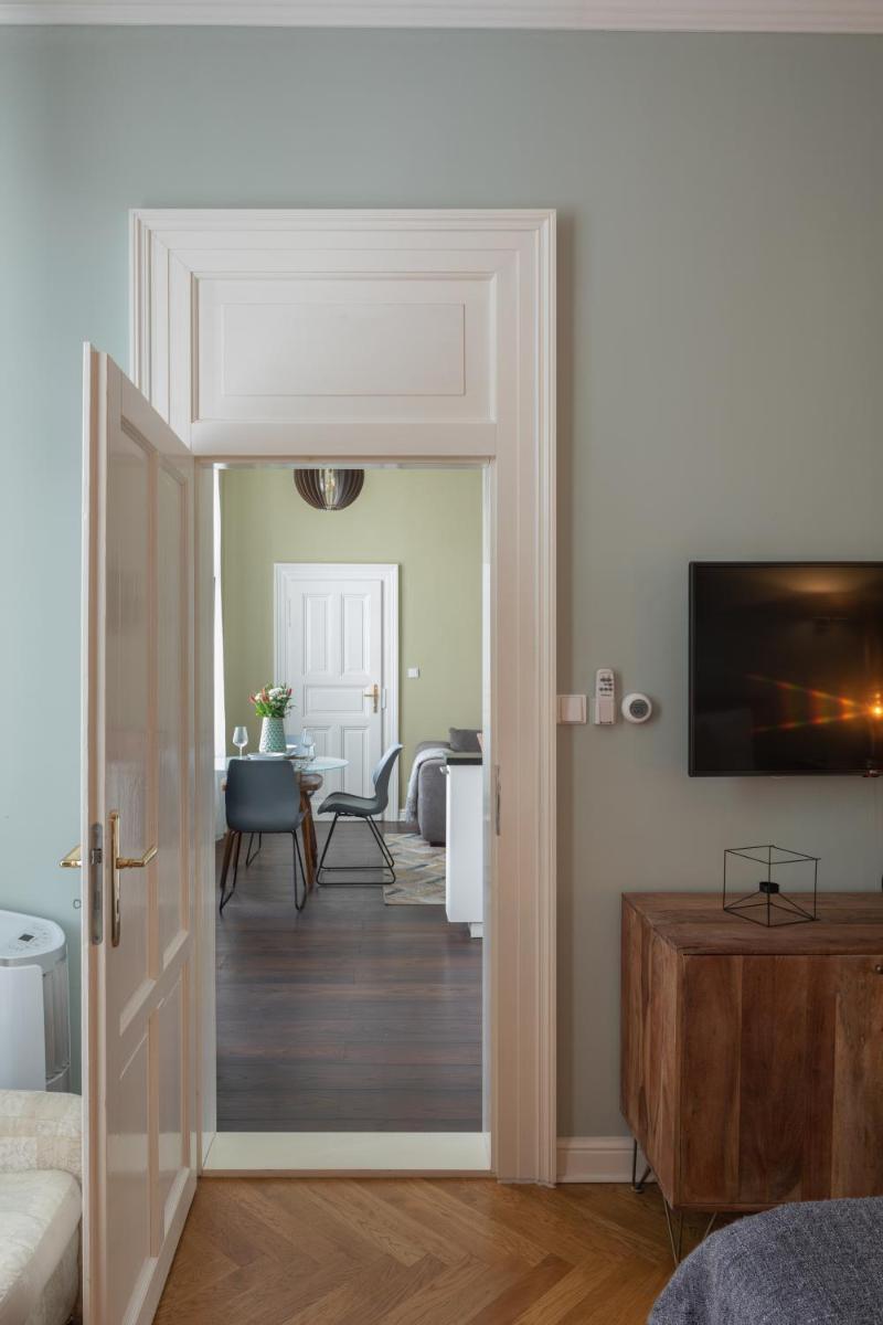 Homey apartment in Lesser Town by Prague Days