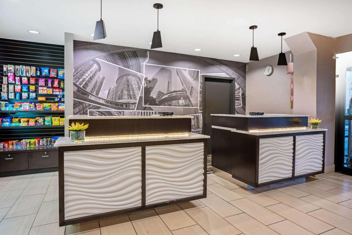 hotel reception