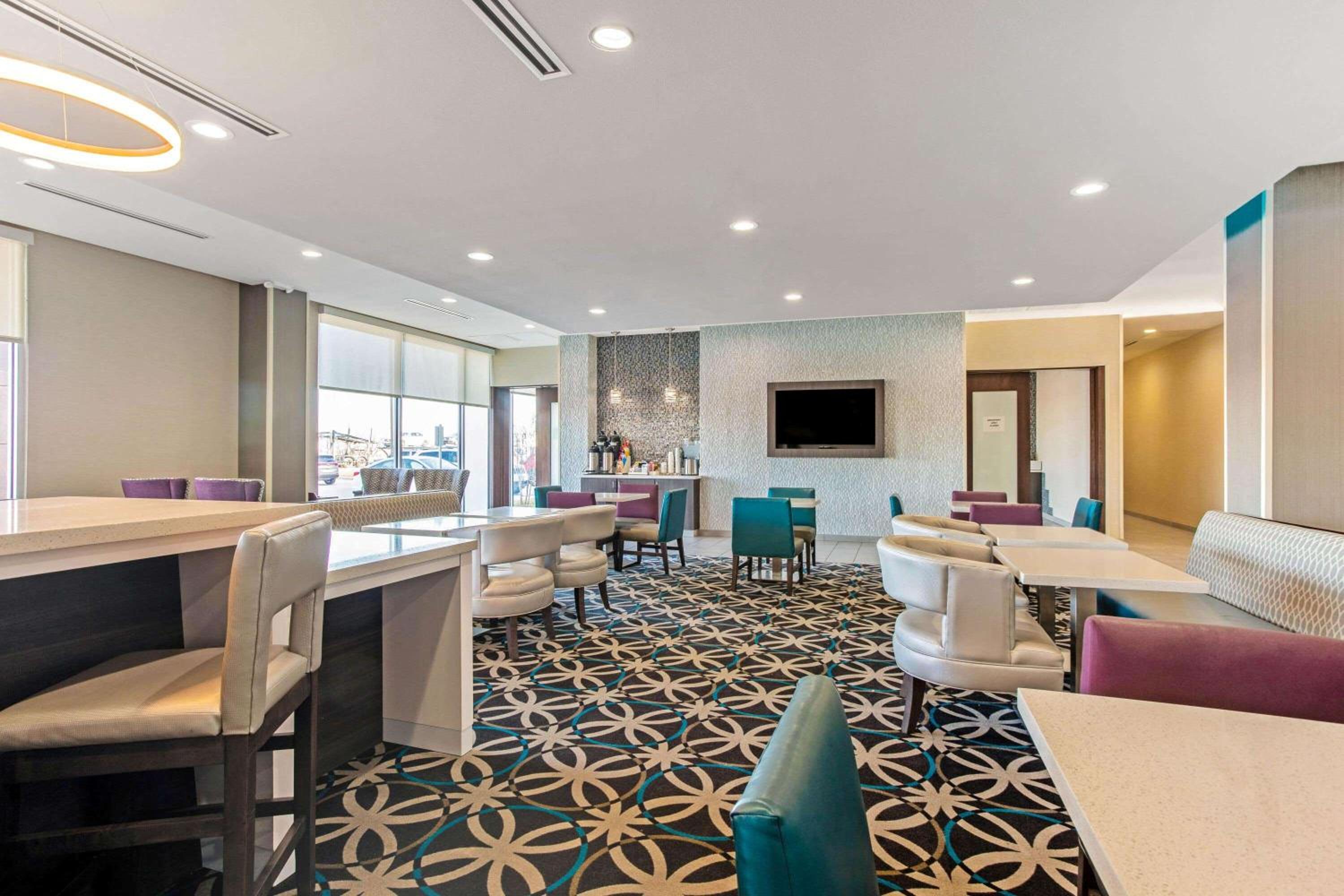 Sweetwater Vacations - La Quinta by Wyndham Sweetwater East - Property Image 10