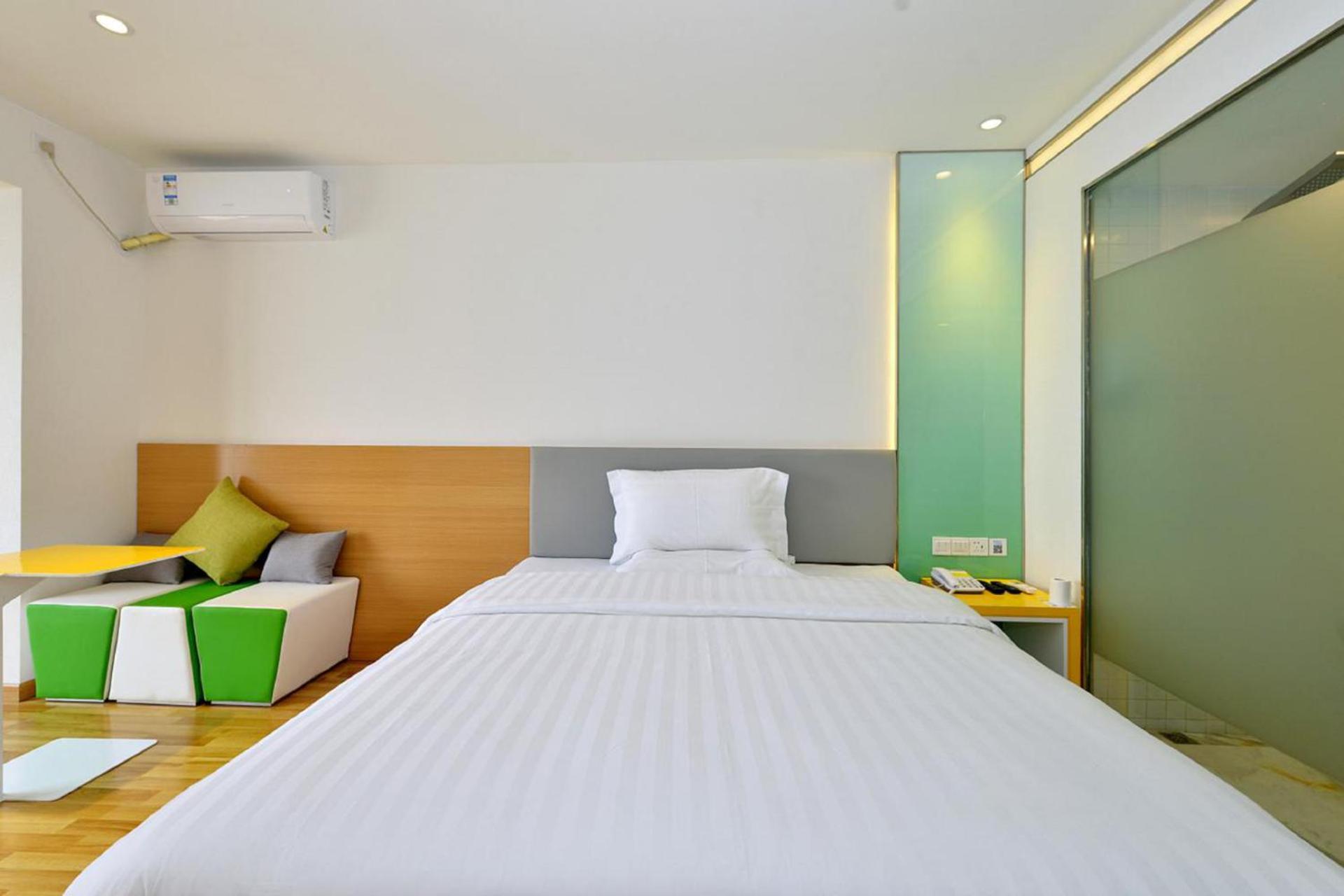 Nanchang Vacations - 7Days Inn Nanchang West Station Huanan Cheng Wangcheng New District Branch - Property Image 5