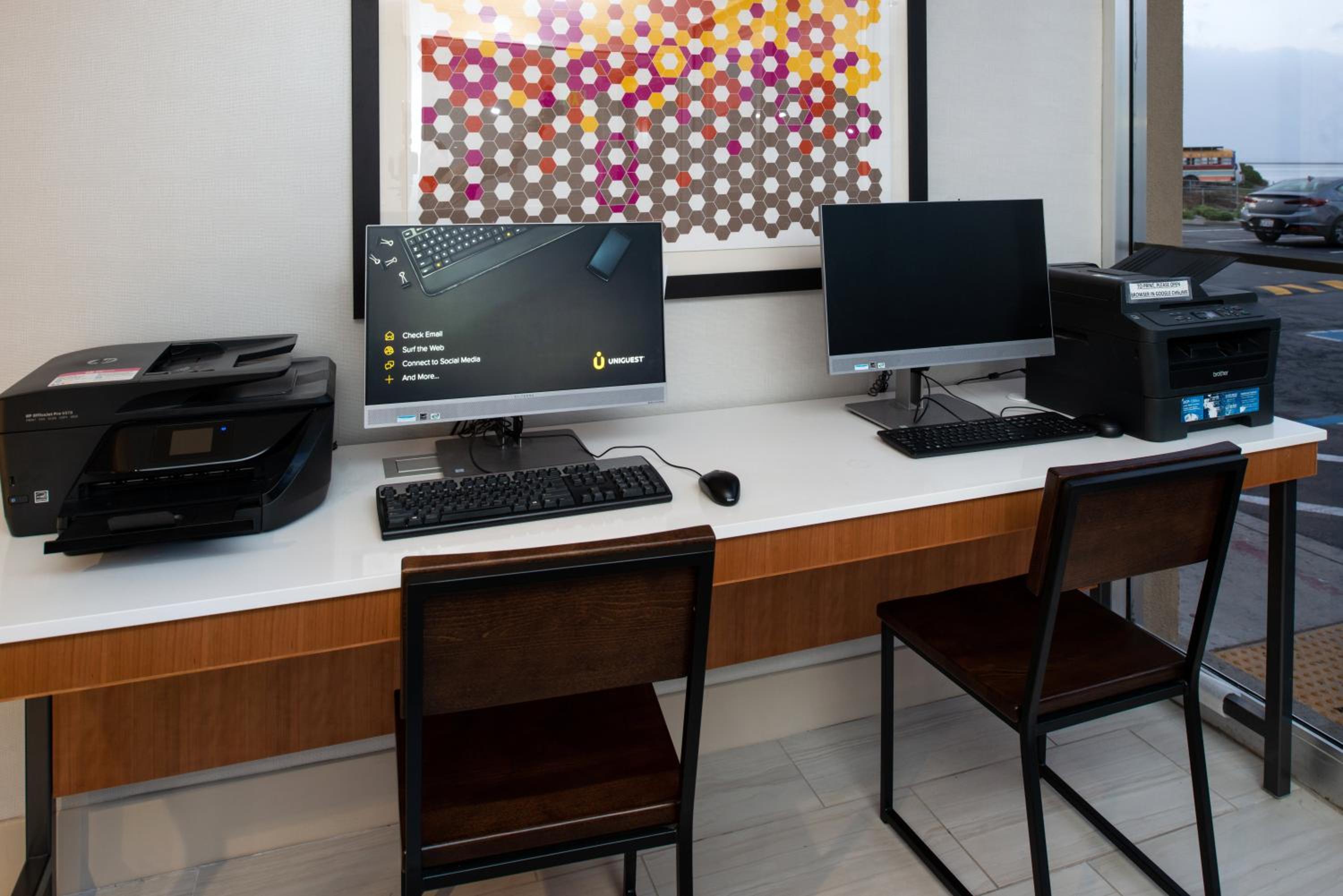 Holiday Inn Express San Francisco Airport South, an IHG Hotel - Property Image 11