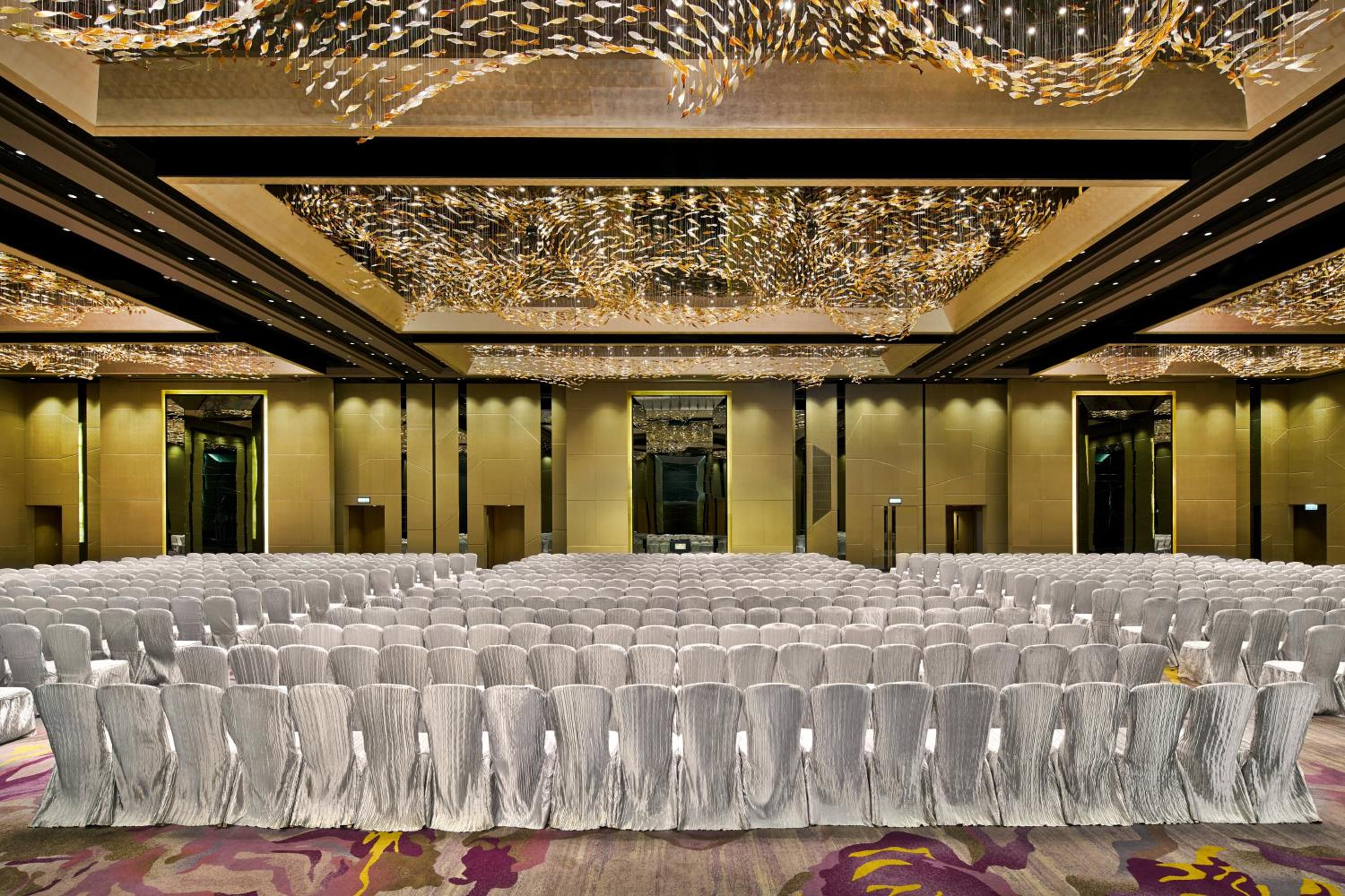The Royal Garden Kowloon East