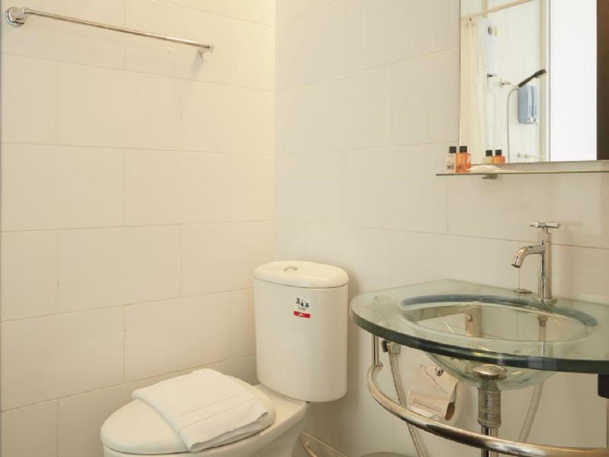 3Howw Hostel @ Sukhumvit 21