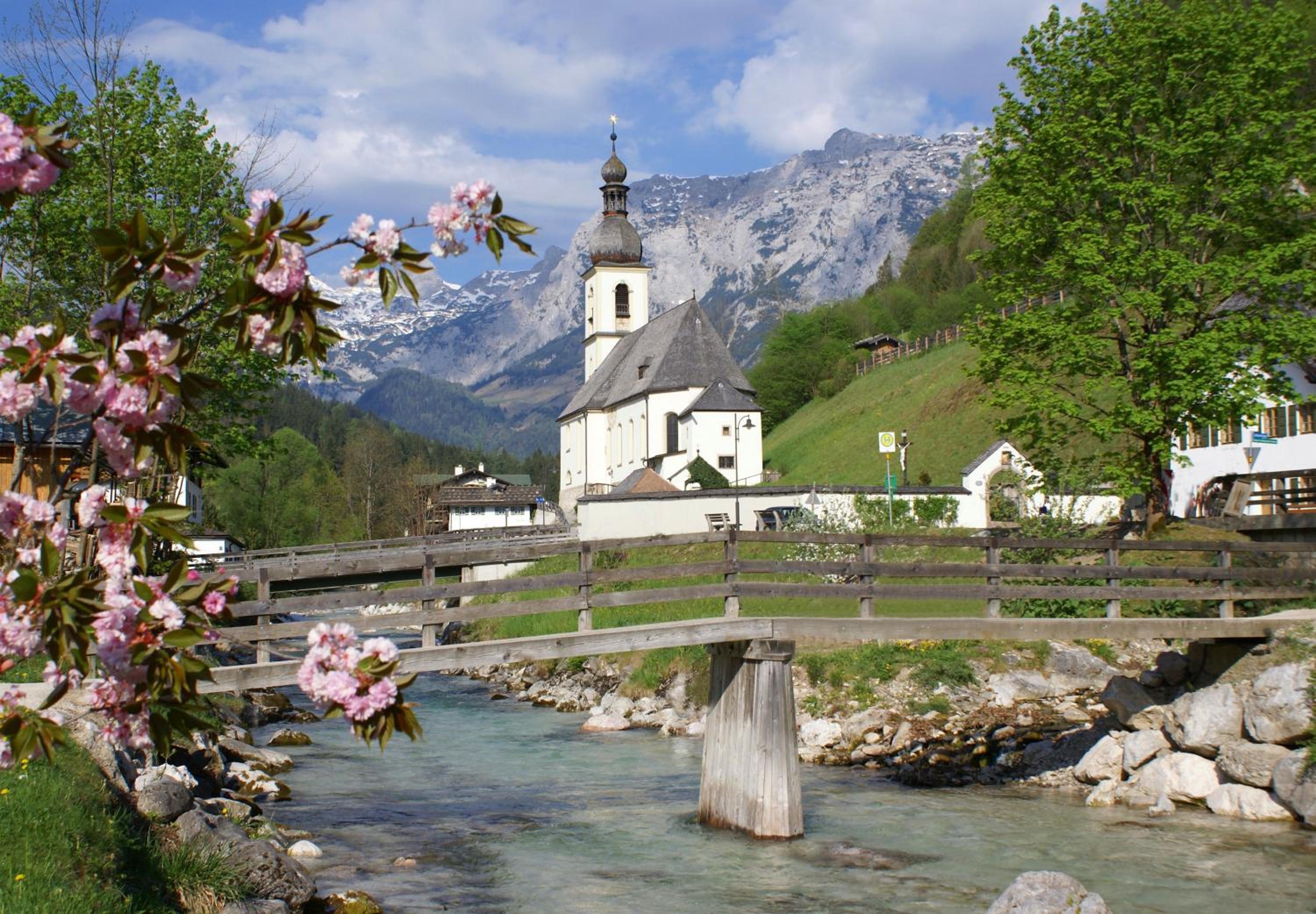 Ferienwohnungen Weiherbach - Hallenbad