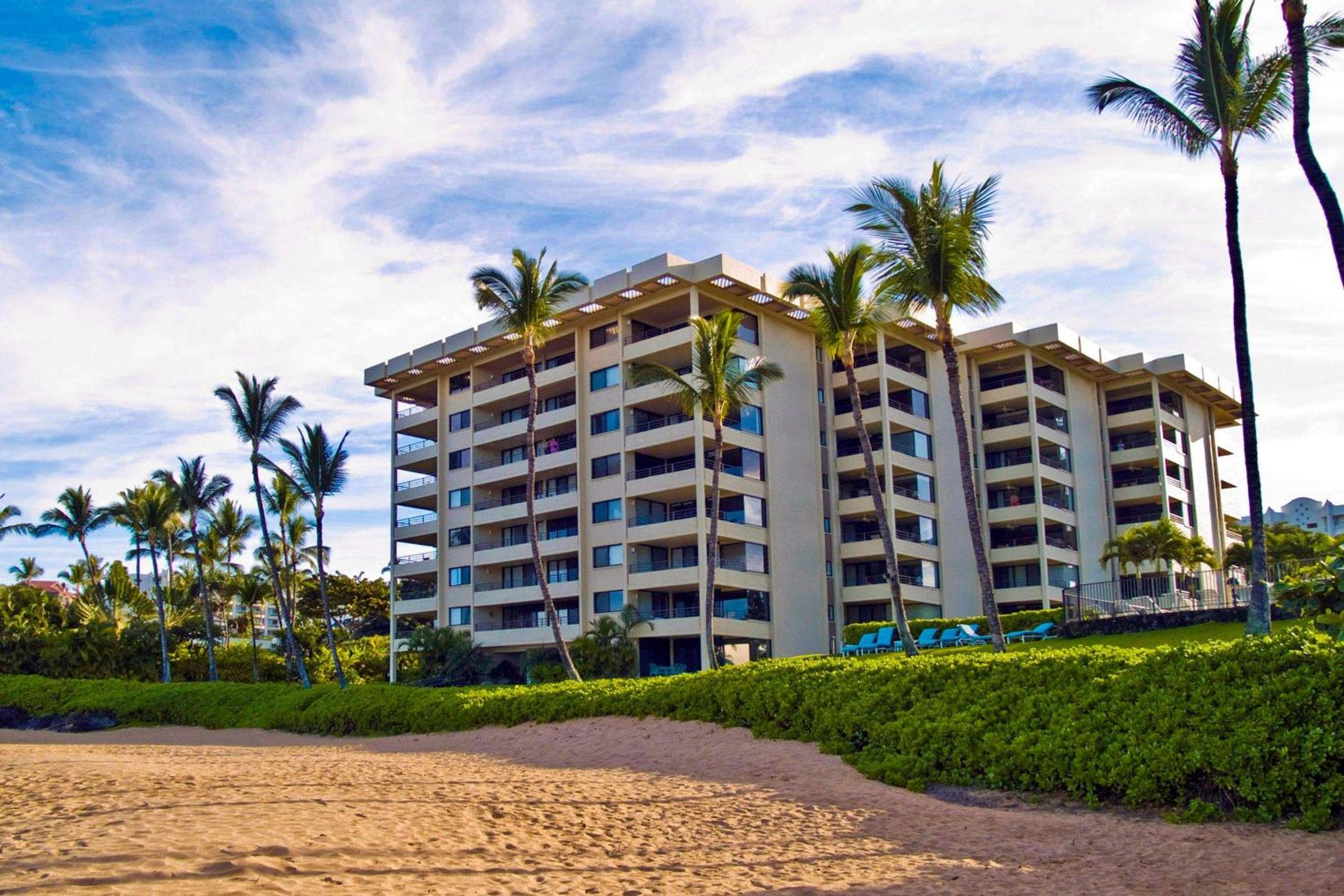 Polo Beach Club - CoralTree Residence Collection