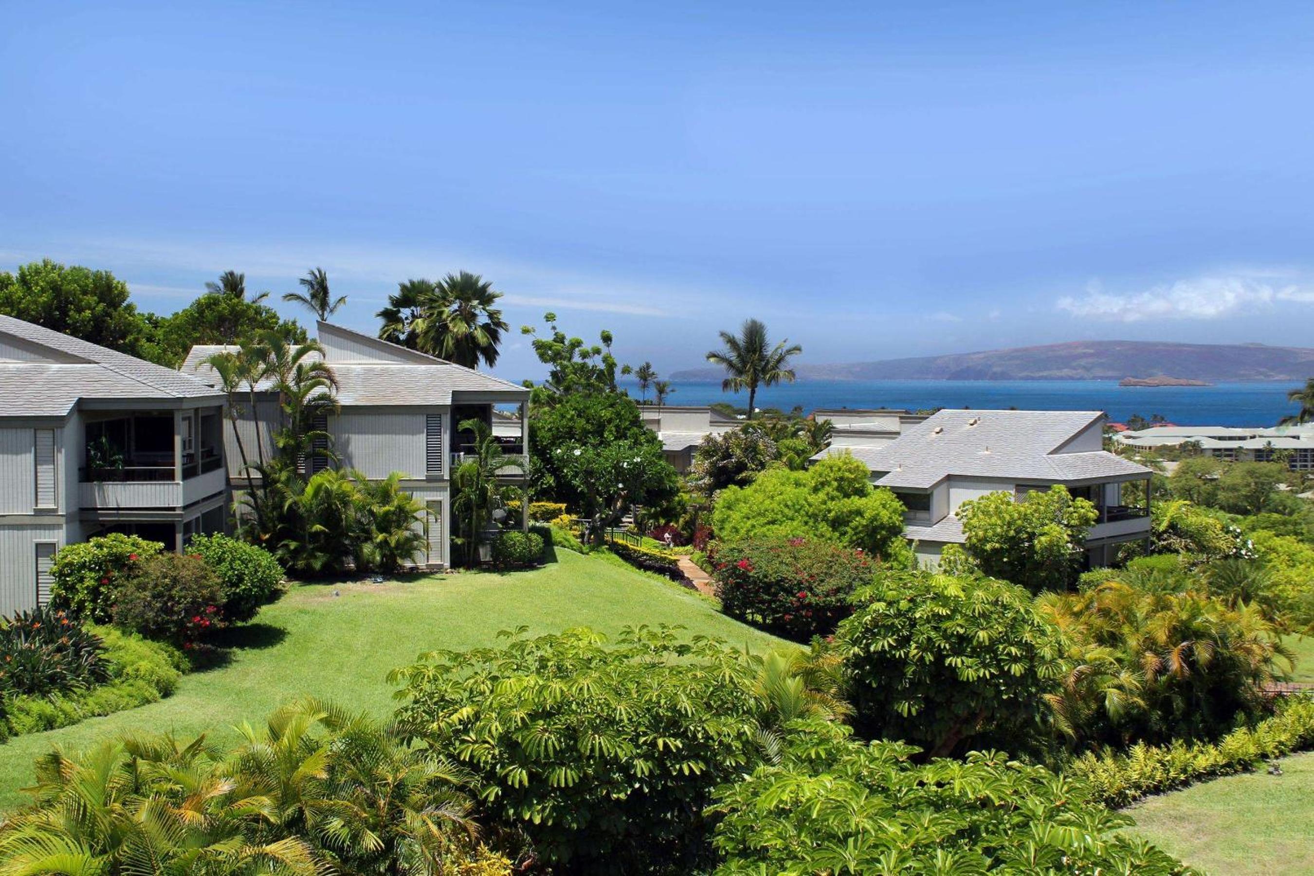 Hotel Wailea Ekolu Village - CoralTree Residence Collection - Image 1
