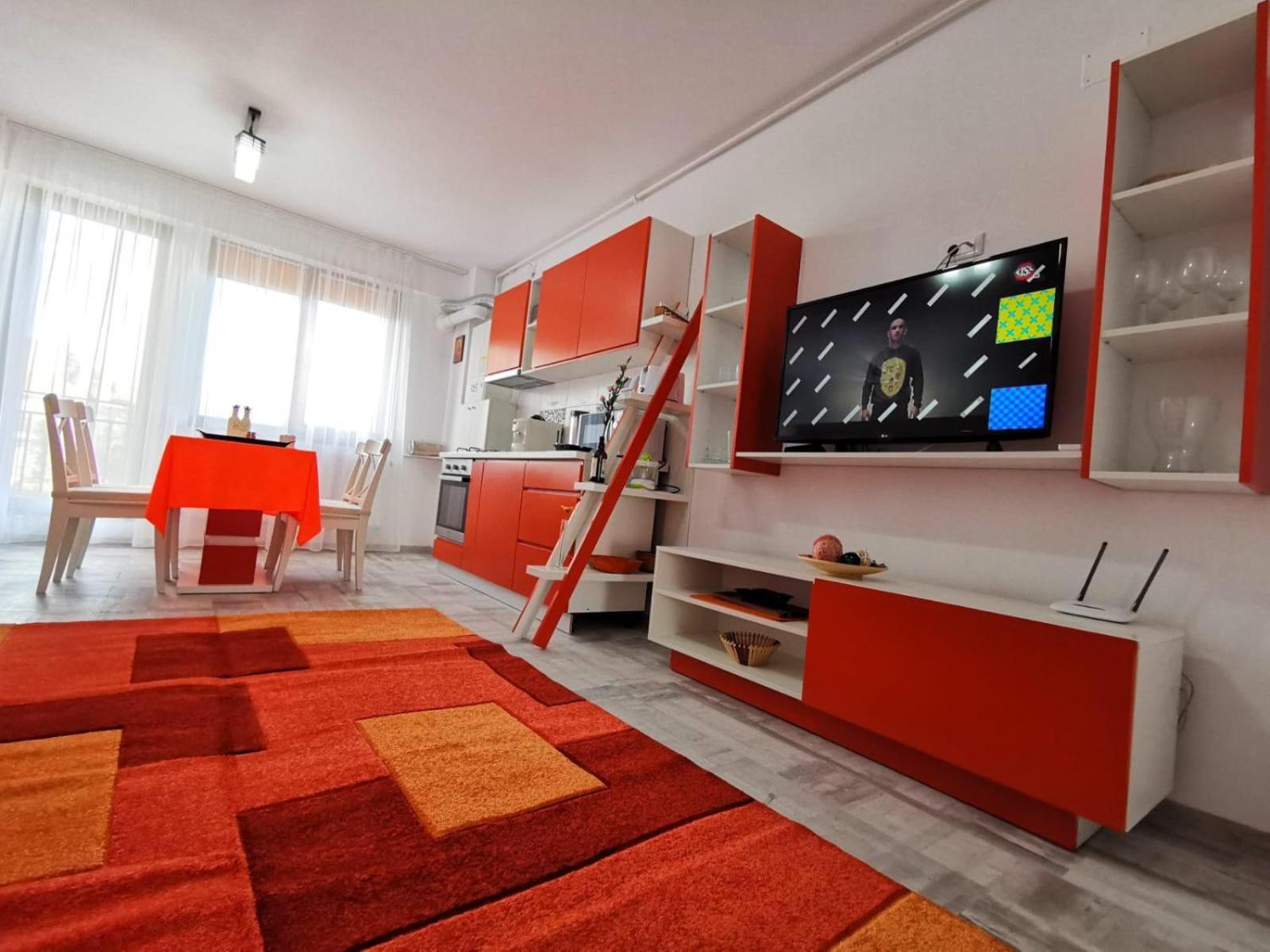 Orange Apartment-Brilliant Apartments view 4