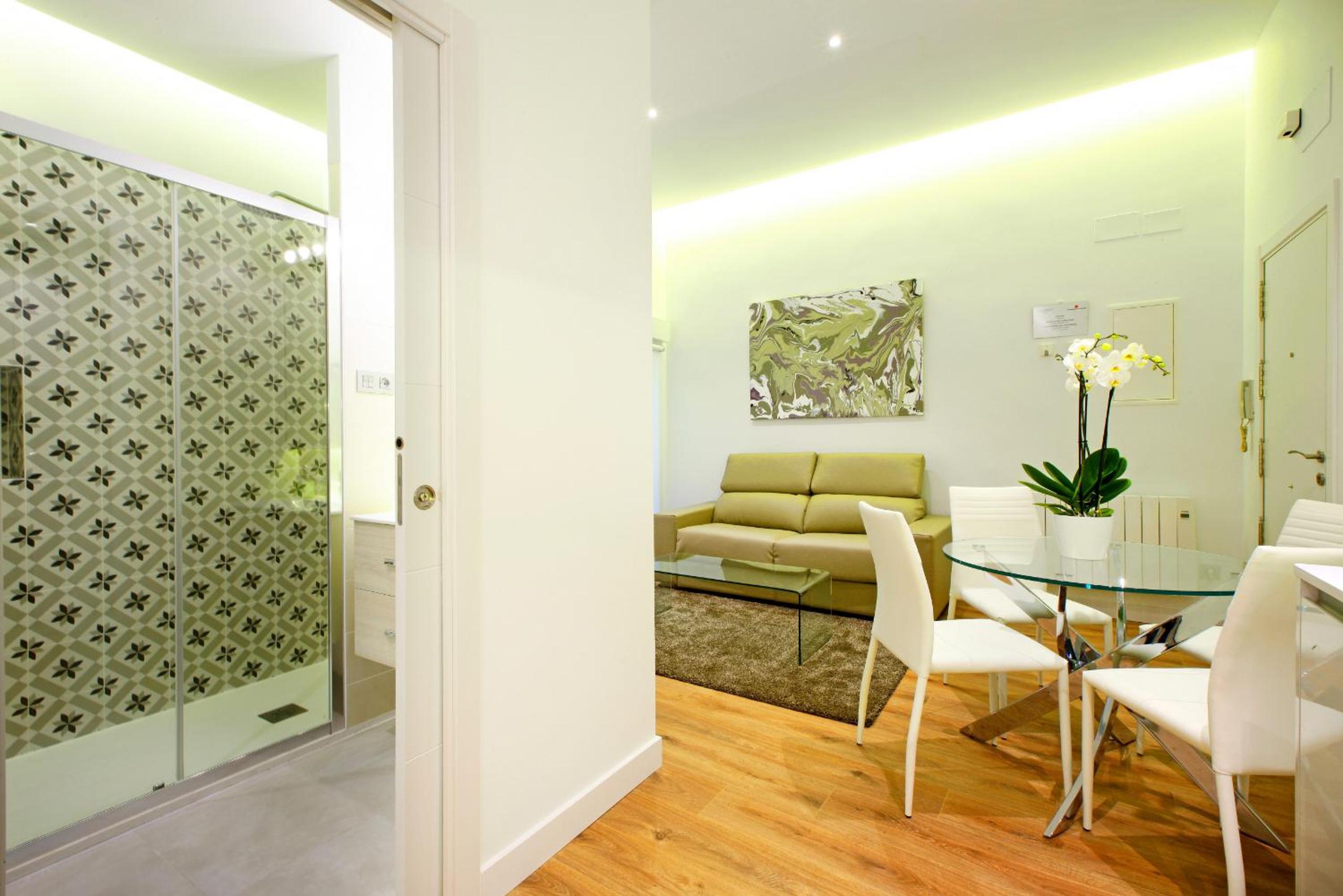 Prado Suite