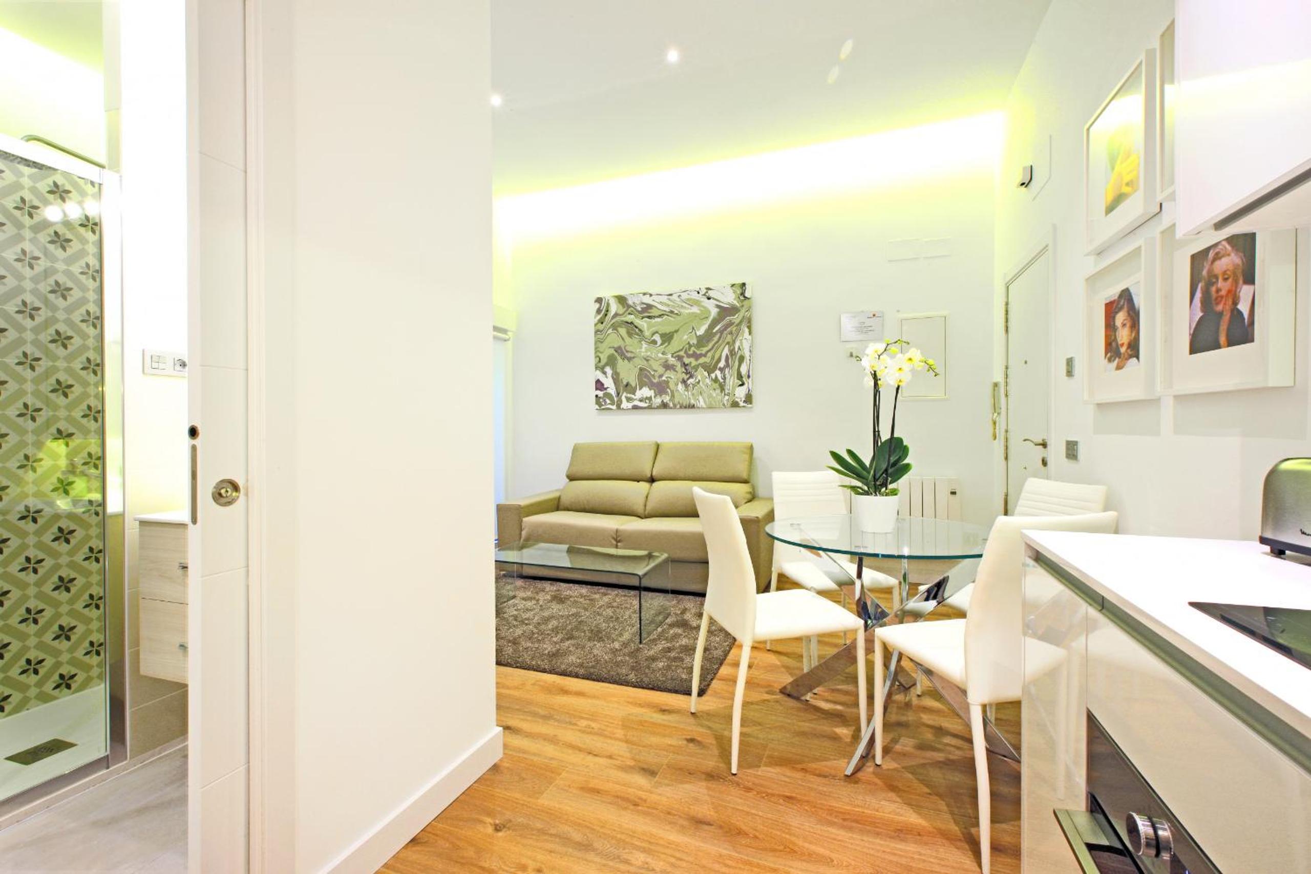 Prado Suite