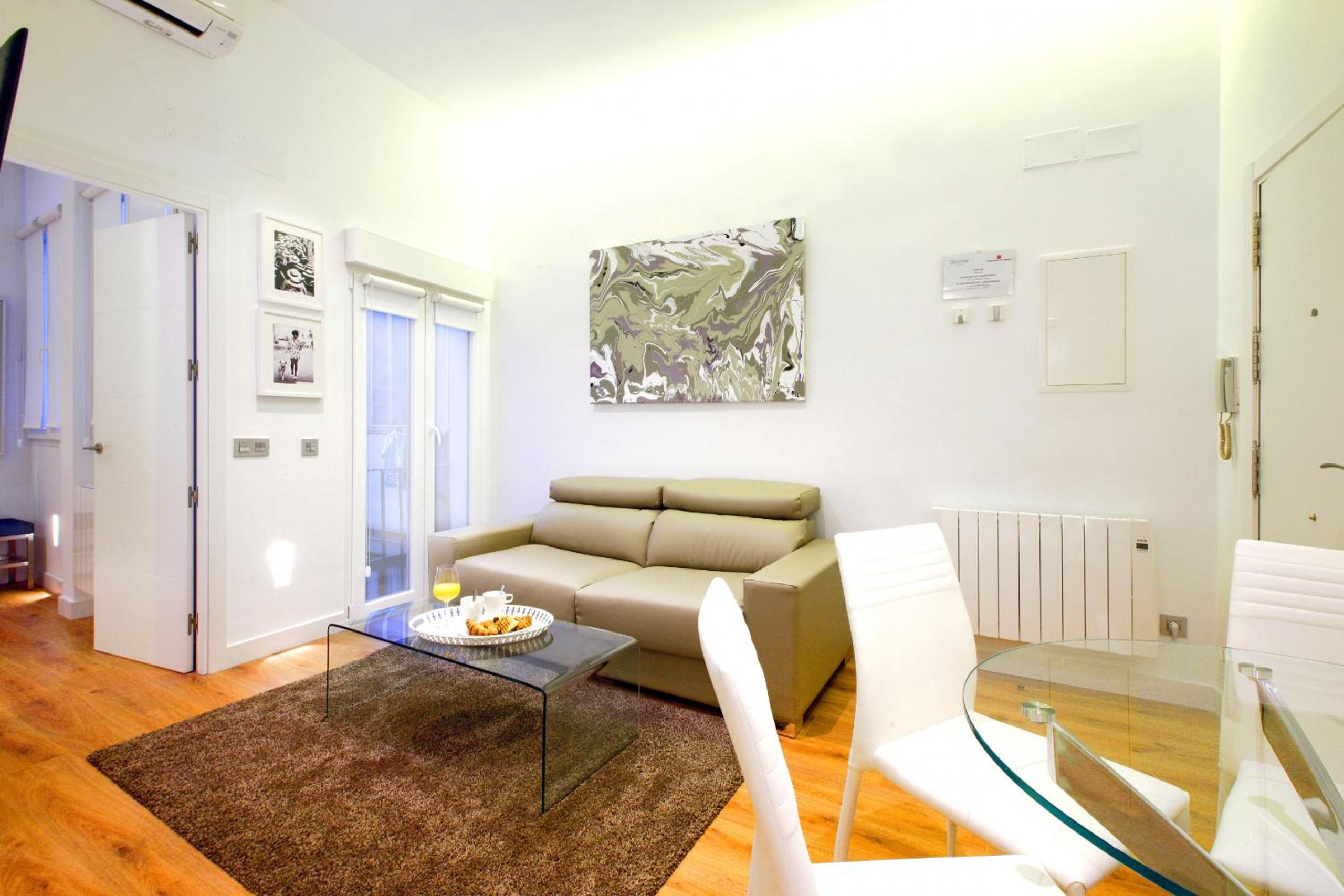 Prado Suite