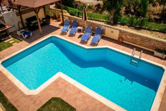 Renia's Villas view 5