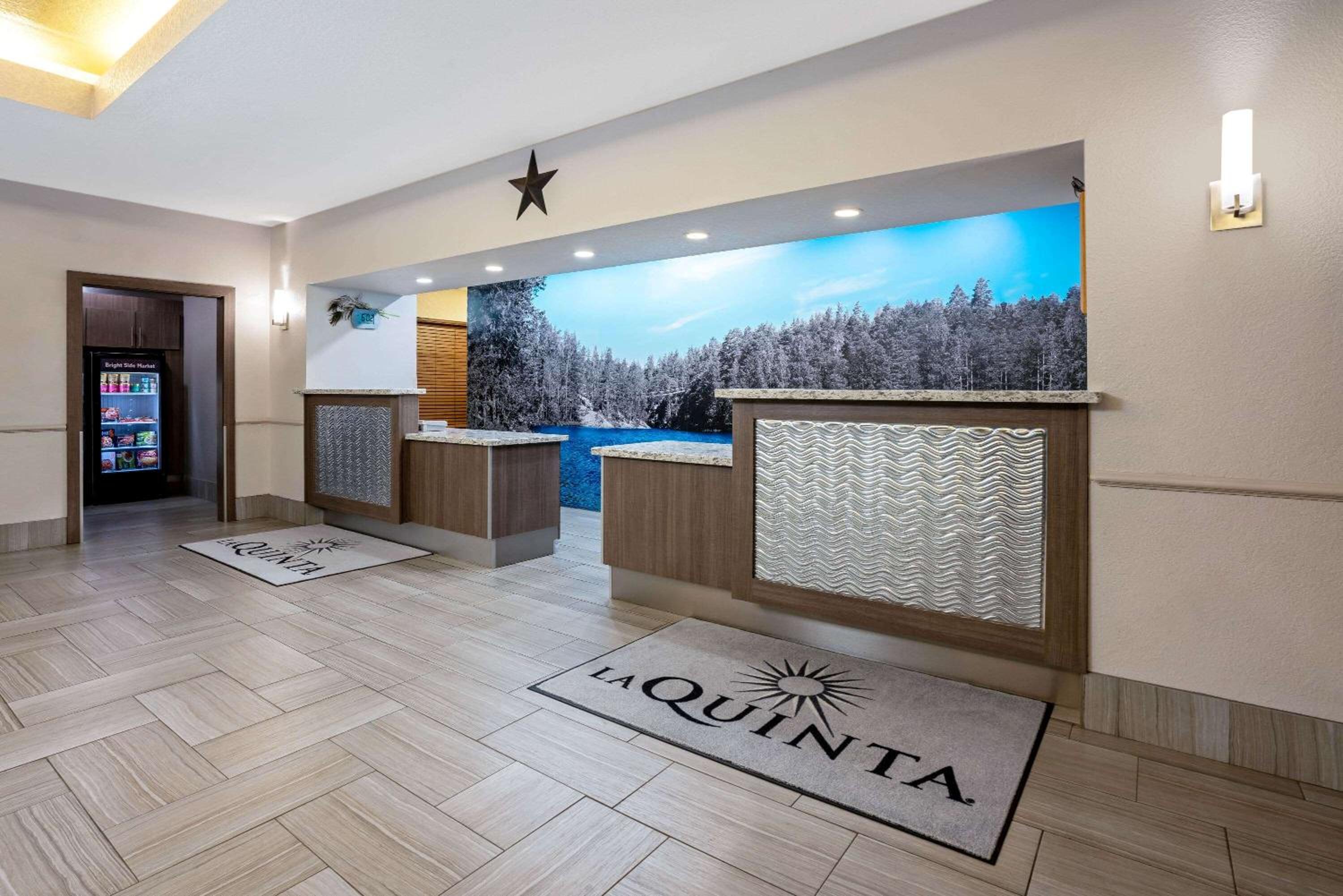 La Quinta by Wyndham Conroe - Property Image 9