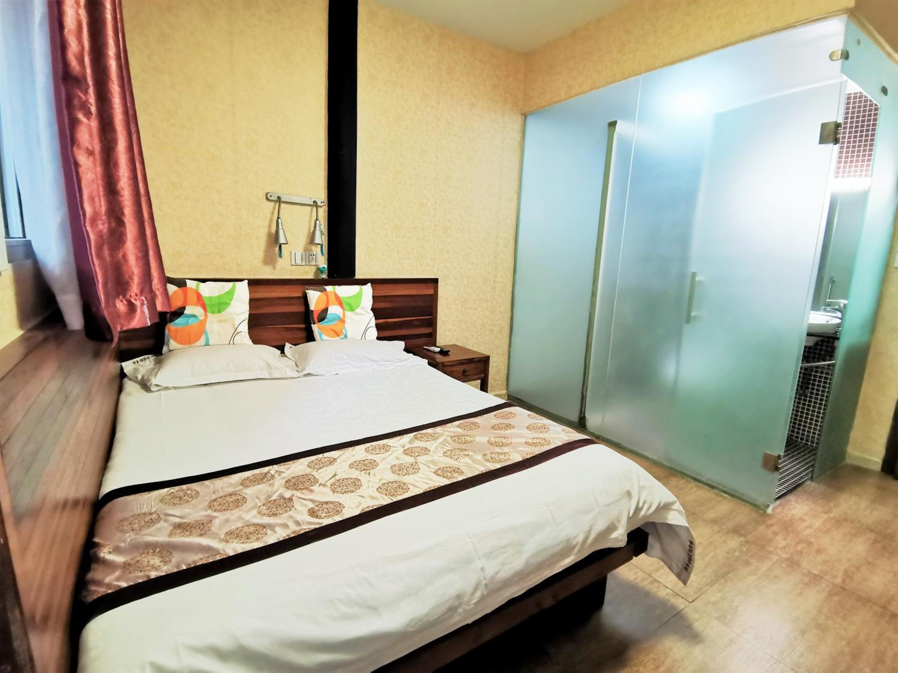 Shaoxing Vacations - Shaoxing Laotaimen Luxun Native Place Youth Hostel - Property Image 59