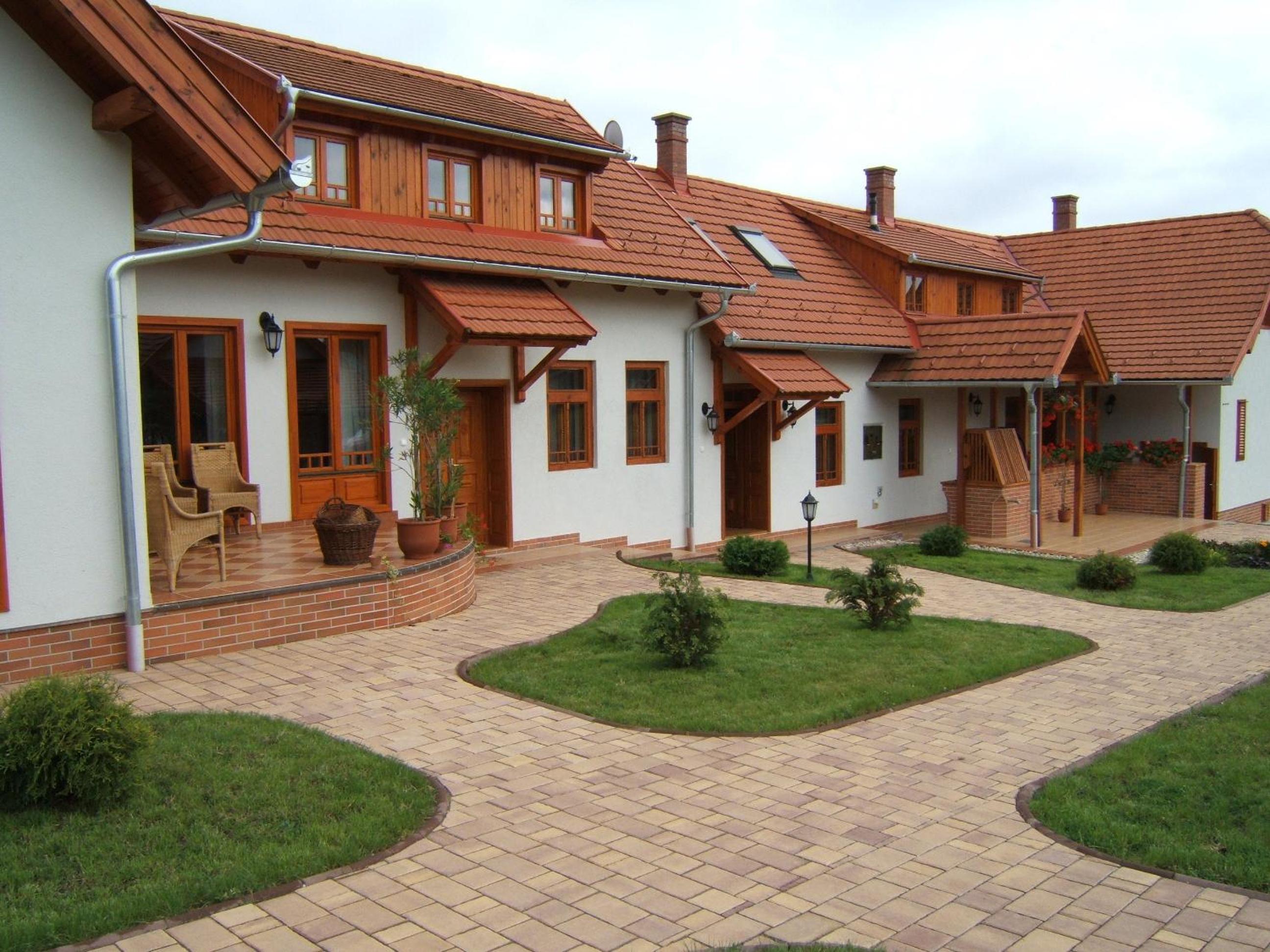 Faluszéli Vendégház - Boncz Porta view 4