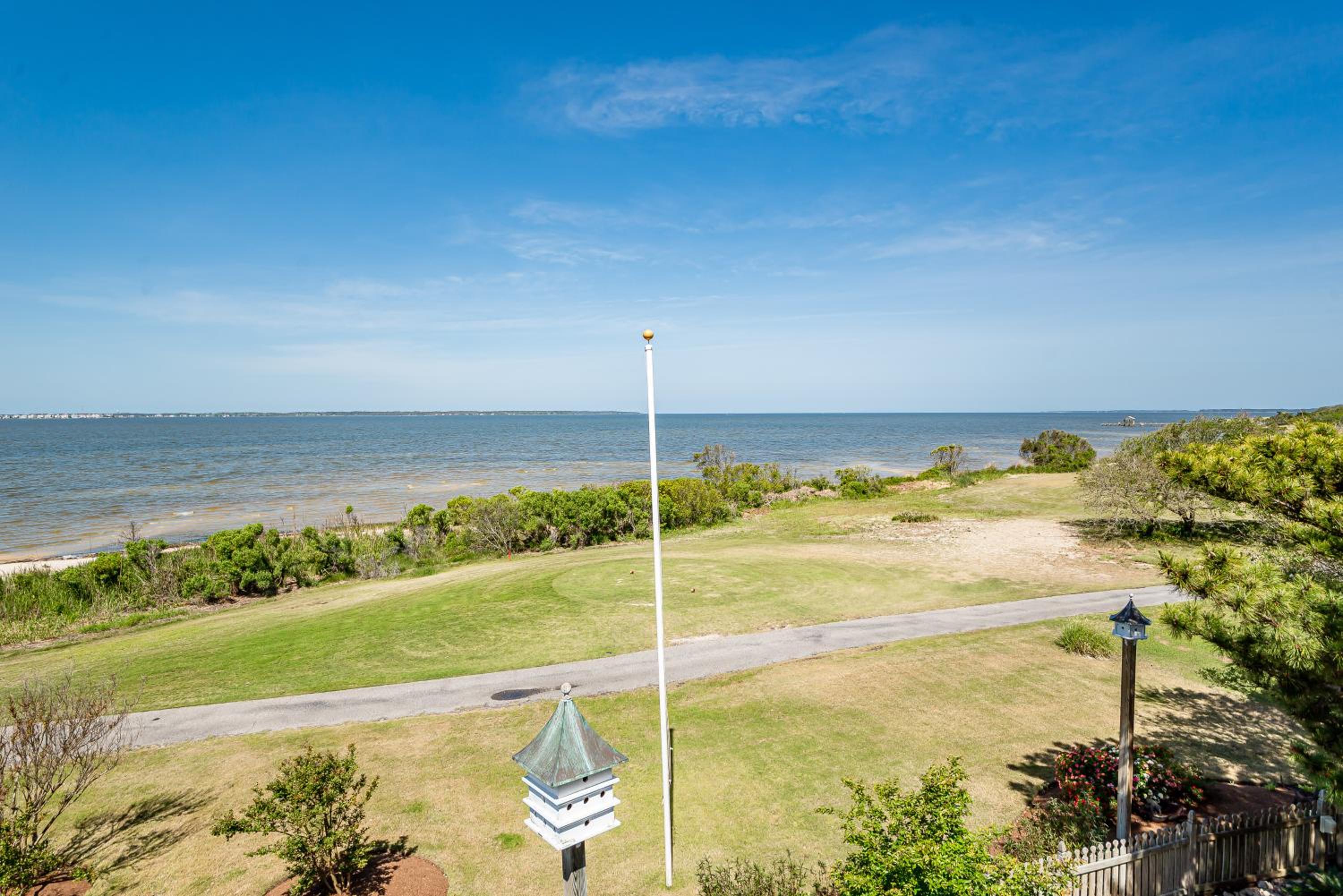 Doggone Perfect - Village at Nags Head, Soundfront, Golf Course View, Pool, Hot Tub, Pets OK, Flex Stays