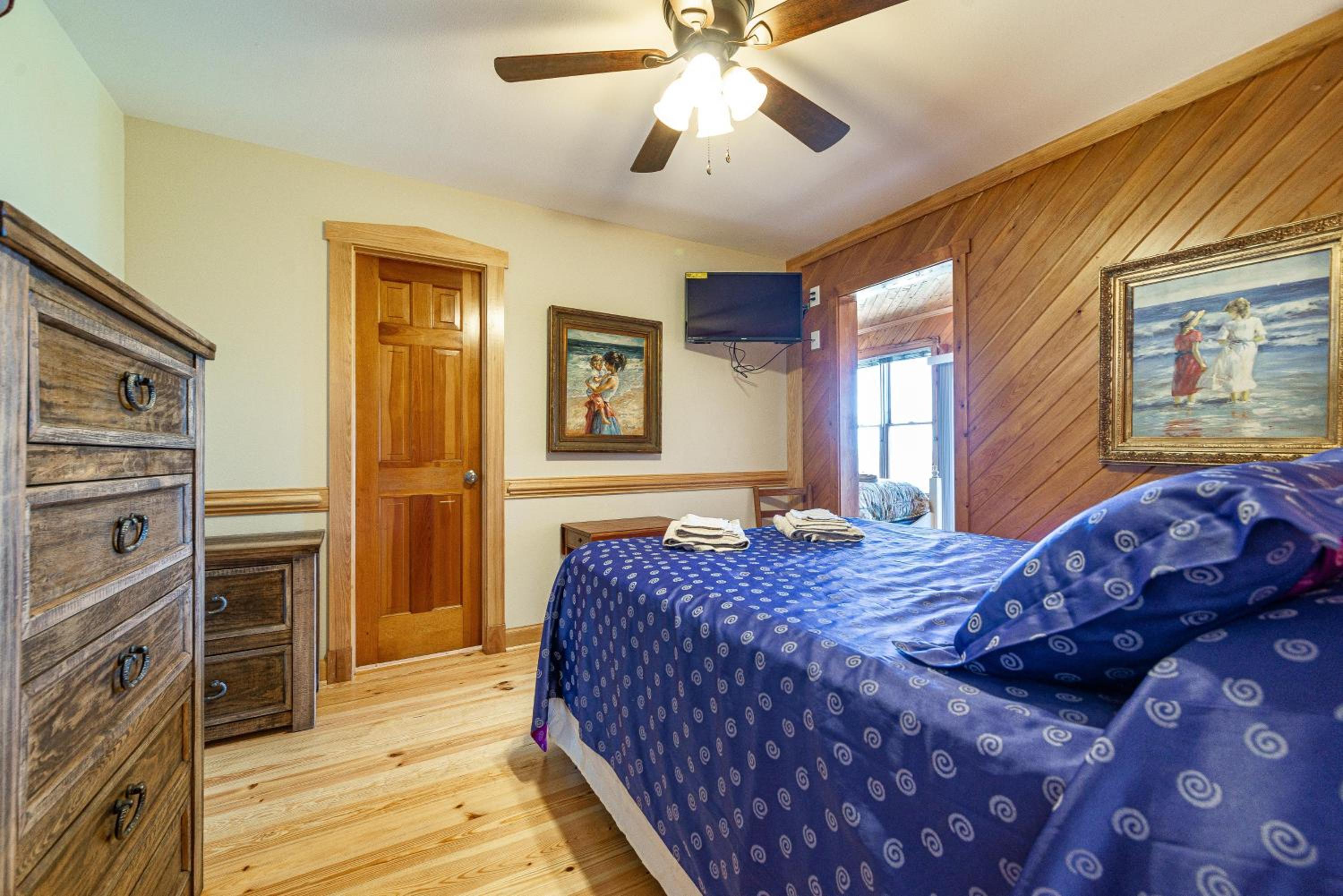 Doggone Perfect - Village at Nags Head, Soundfront, Golf Course View, Pool, Hot Tub, Pets OK, Flex Stays