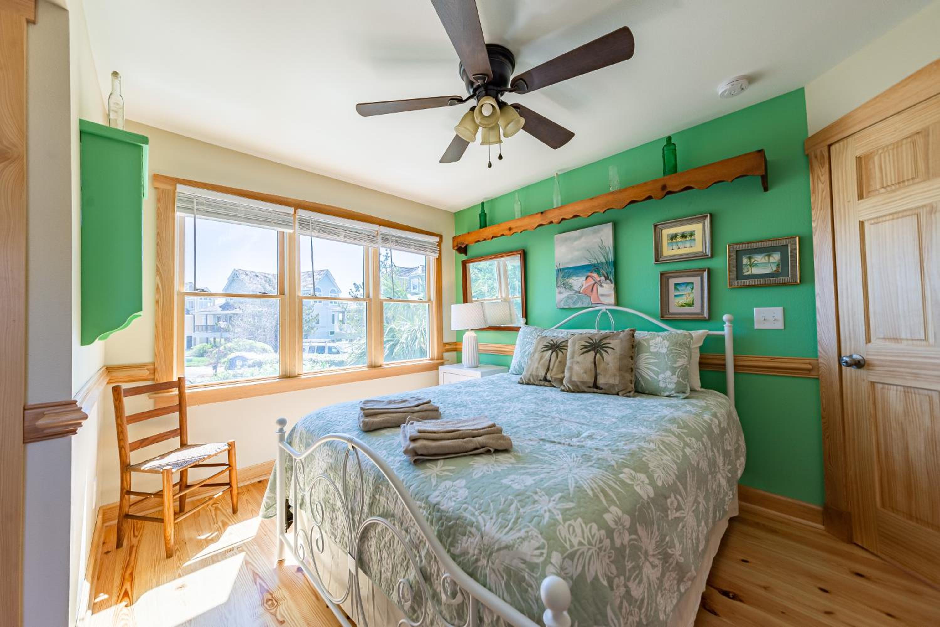 Doggone Perfect - Village at Nags Head, Soundfront, Golf Course View, Pool, Hot Tub, Pets OK, Flex Stays