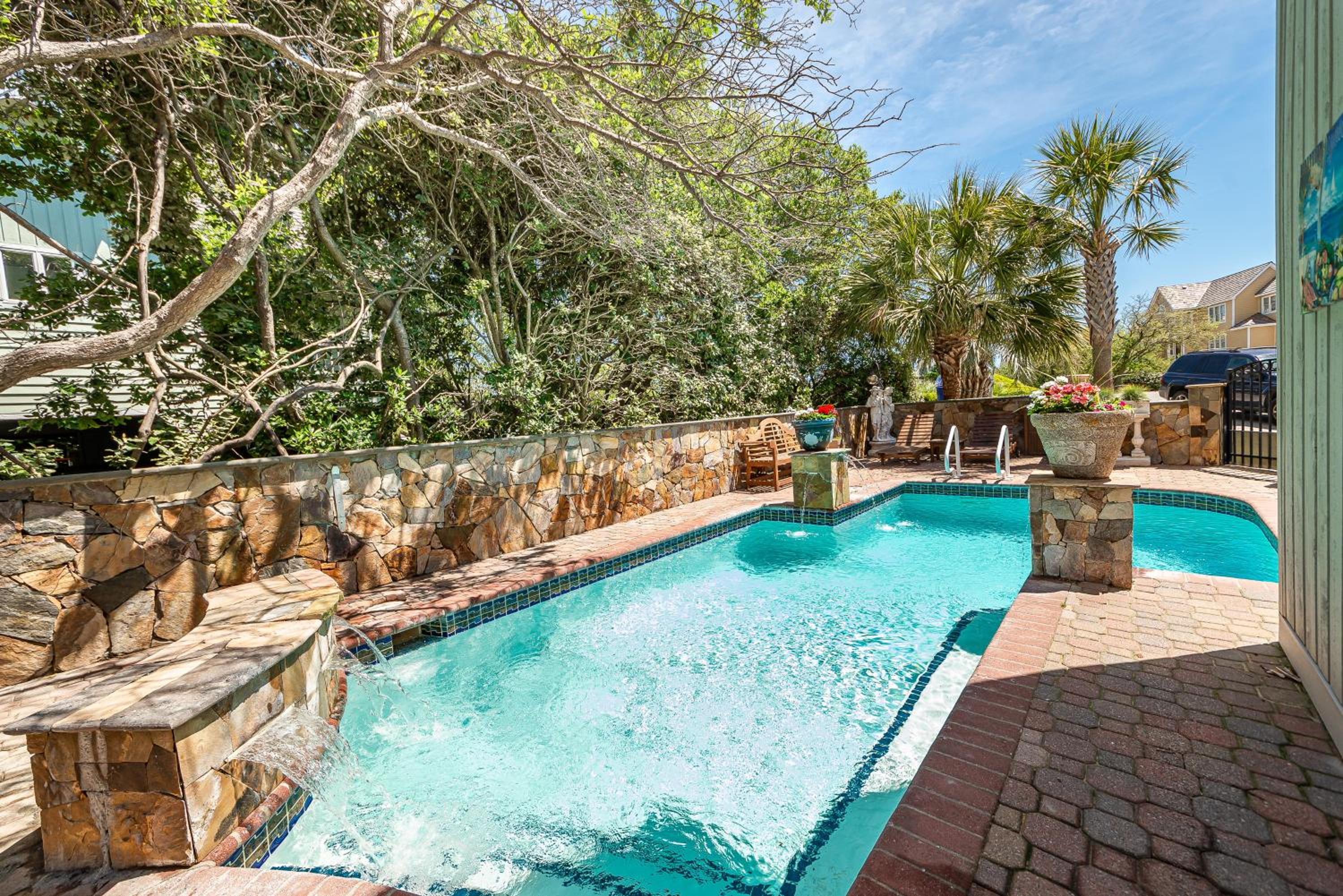 Doggone Perfect - Village at Nags Head, Soundfront, Golf Course View, Pool, Hot Tub, Pets OK, Flex Stays