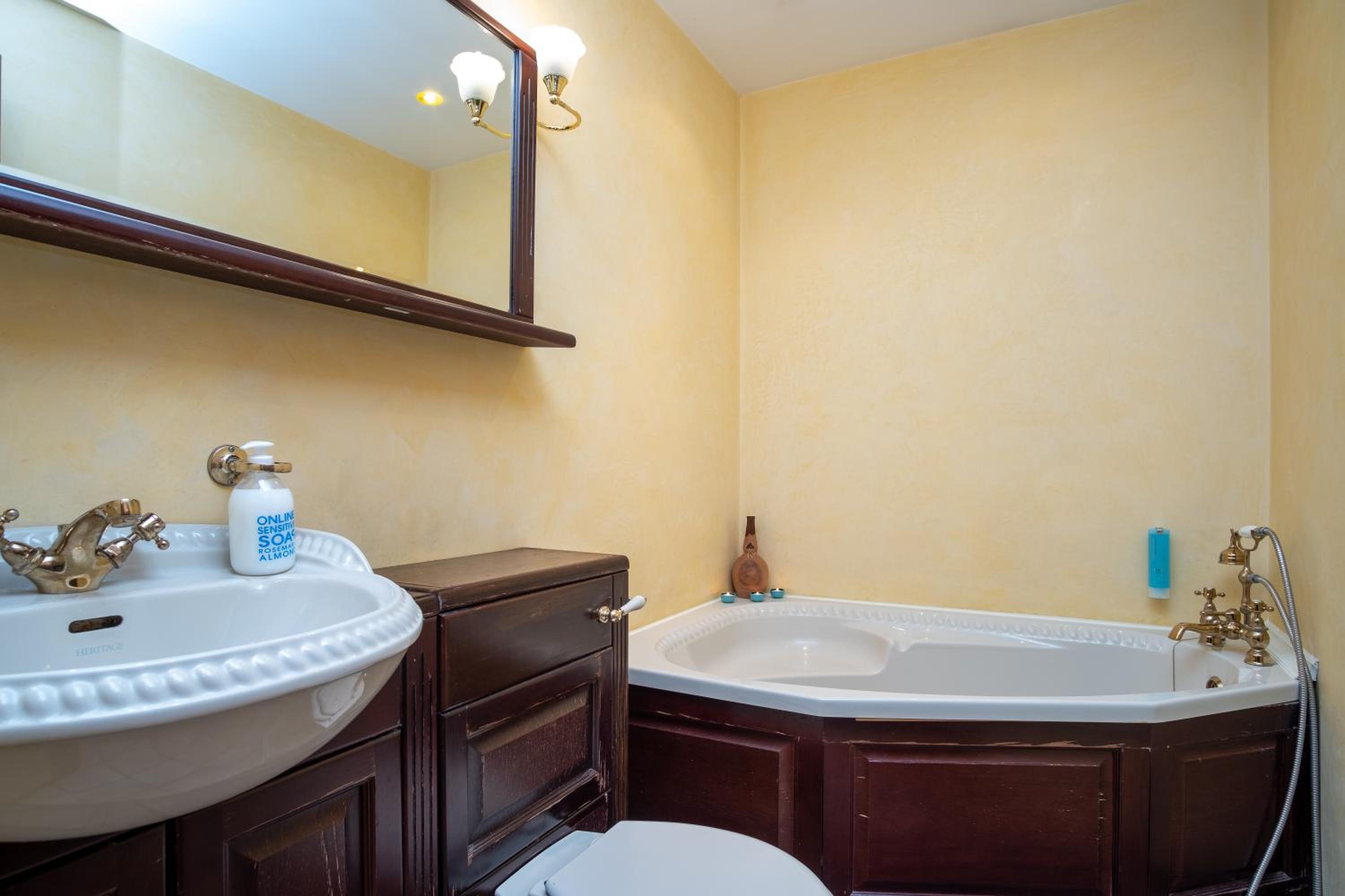 Dream Stay - Main Square Apartment with Picturesque View