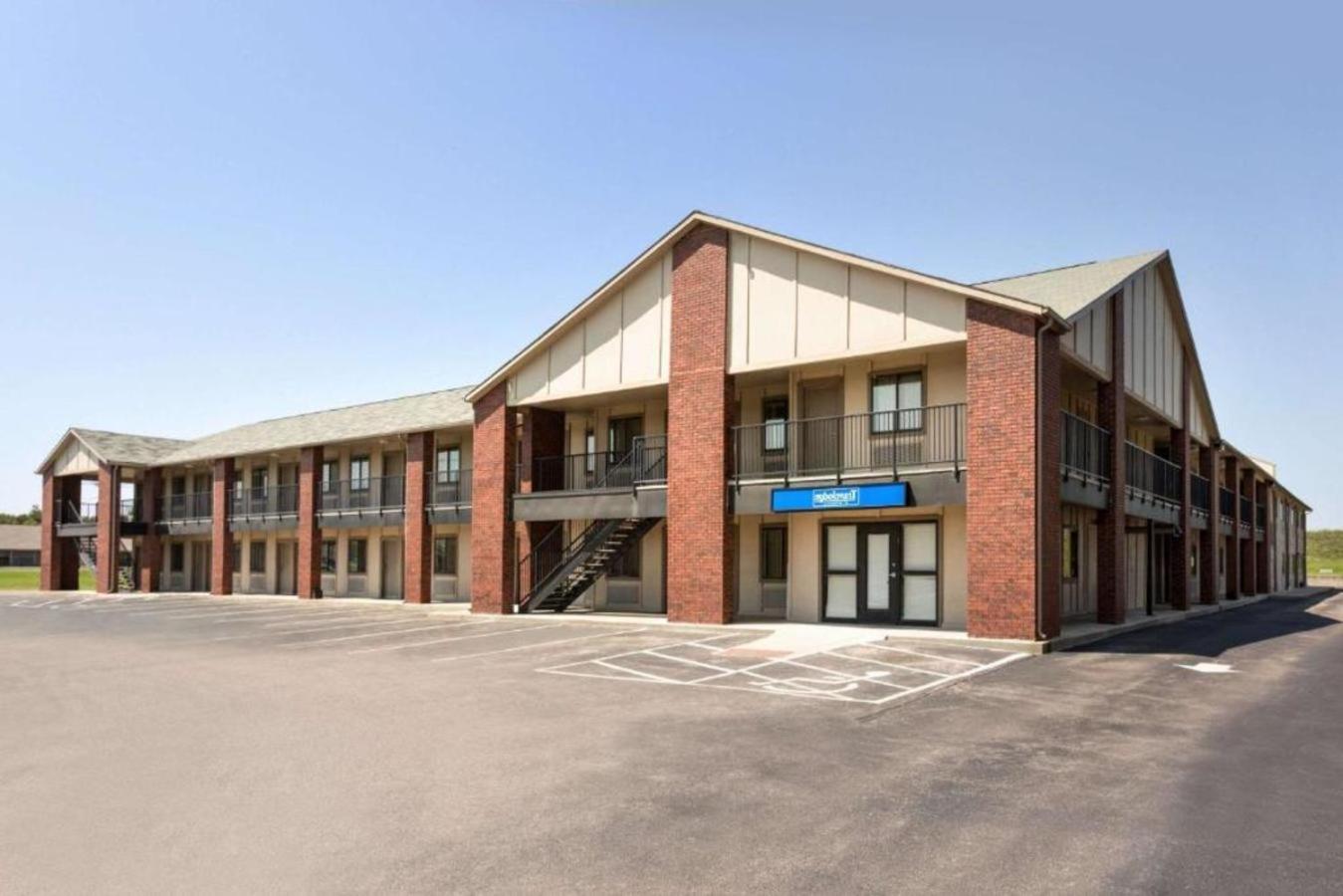 Travelodge by Wyndham Wellington