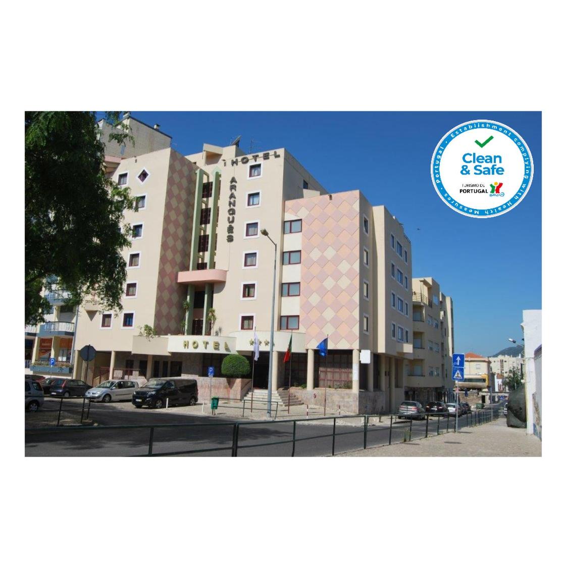 Hotel Arangues - Image 1