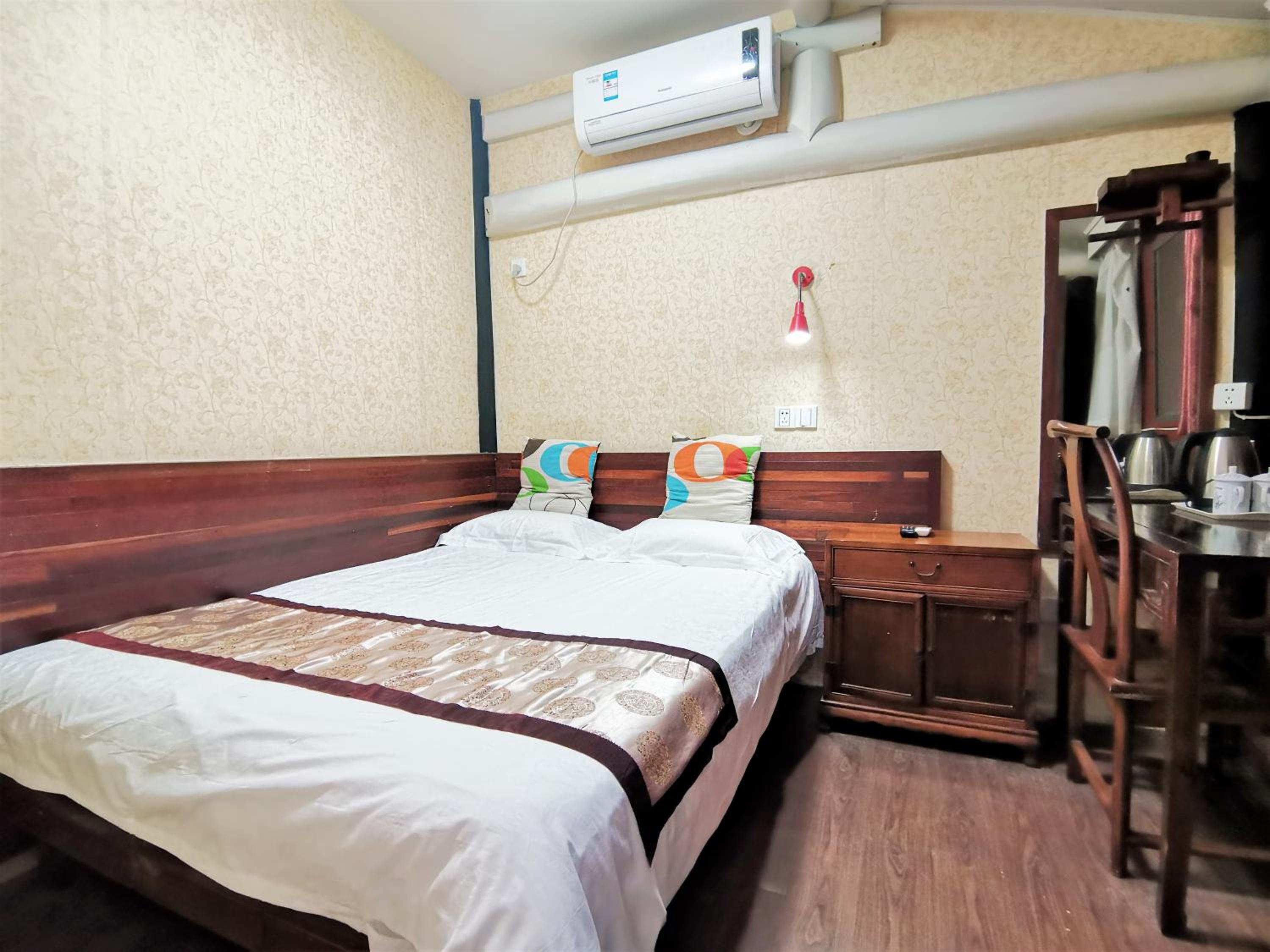 Shaoxing Vacations - Shaoxing Laotaimen Luxun Native Place Youth Hostel - Property Image 41