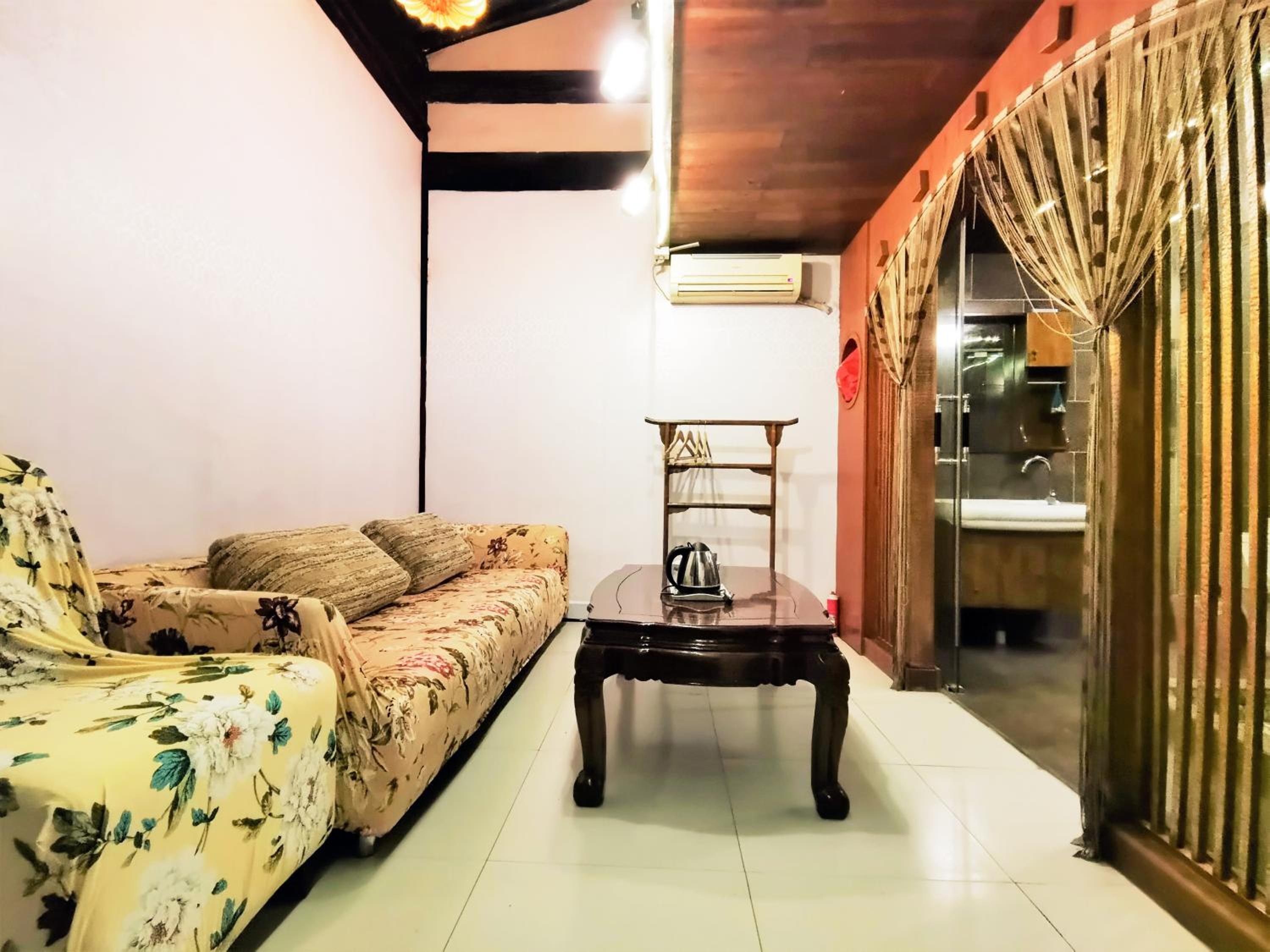 Shaoxing Vacations - Shaoxing Laotaimen Luxun Native Place Youth Hostel - Property Image 38