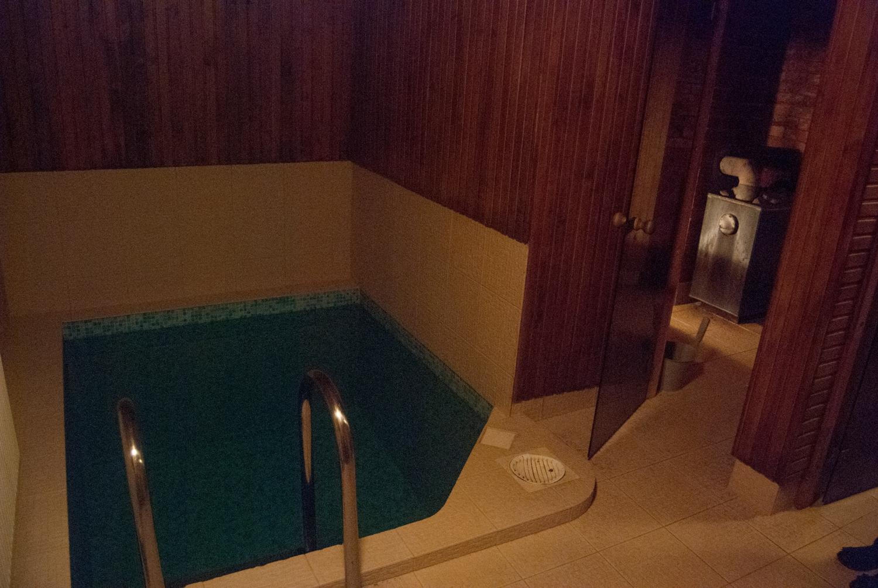 Riia Villa