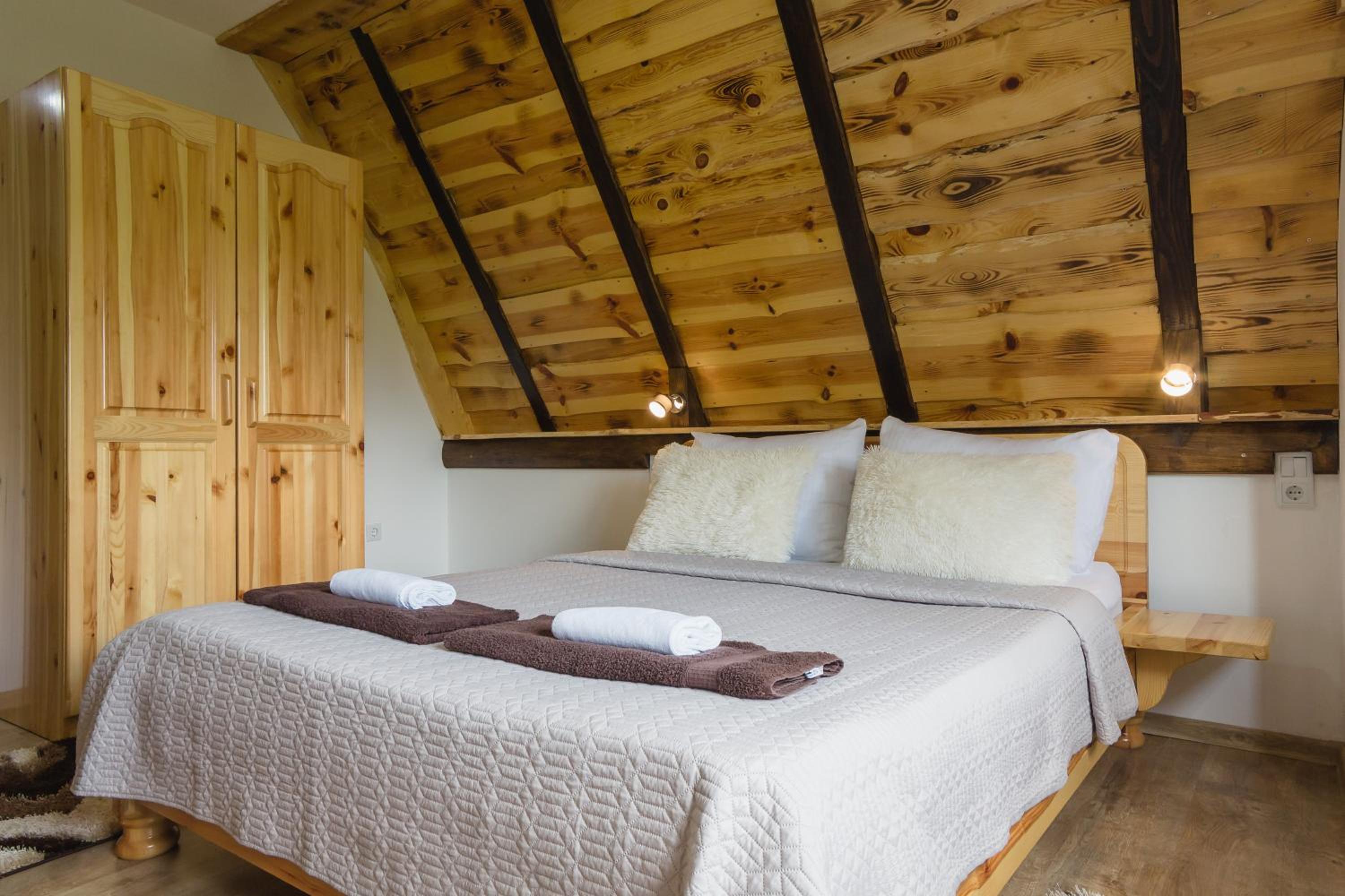 Rustic Lodge Plitvice