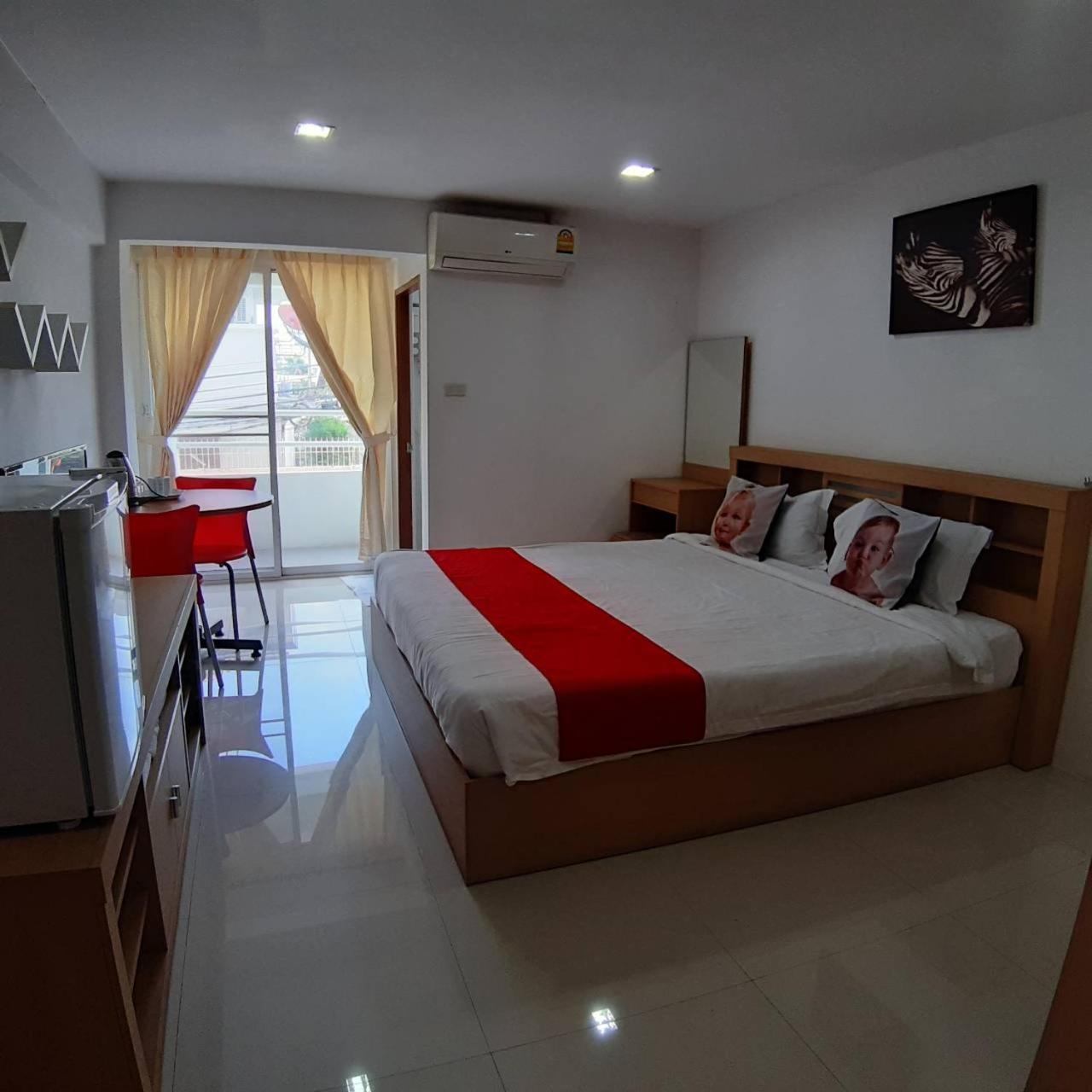 SLT Apartment Bangkok