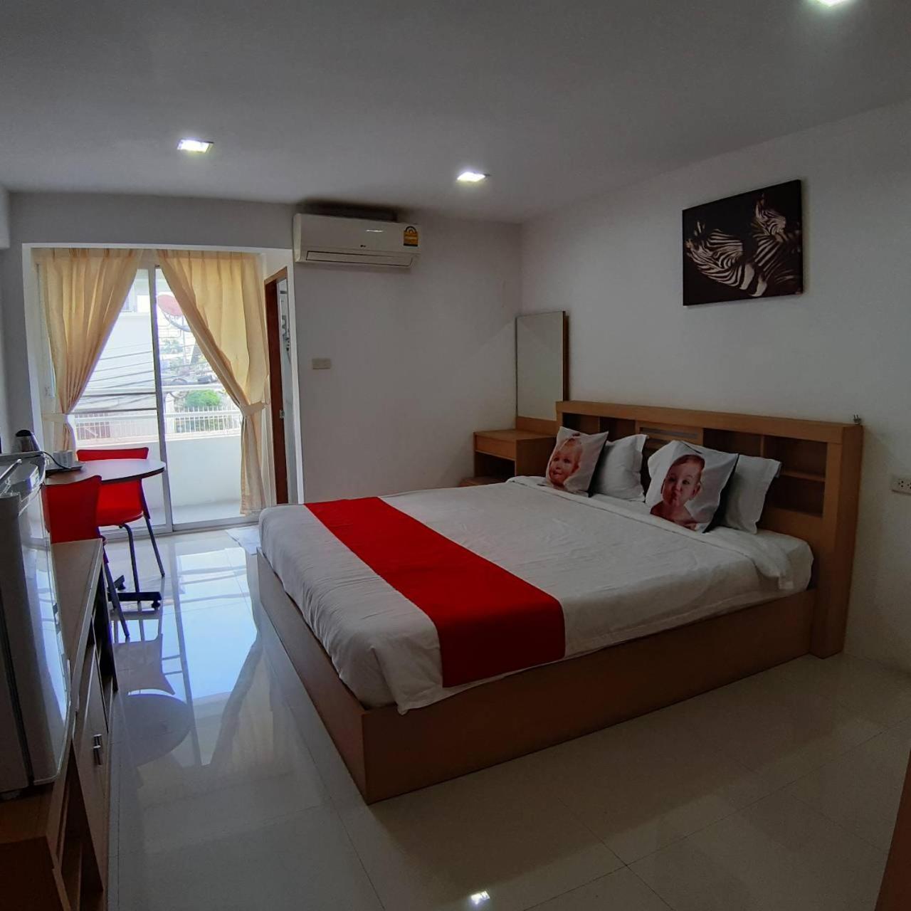 SLT Apartment Bangkok