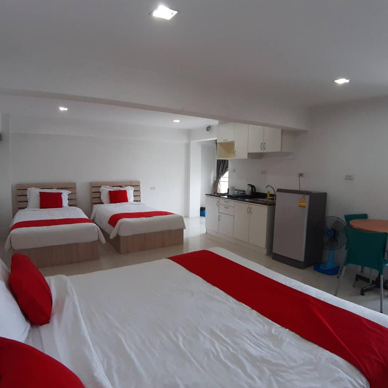 SLT Apartment Bangkok