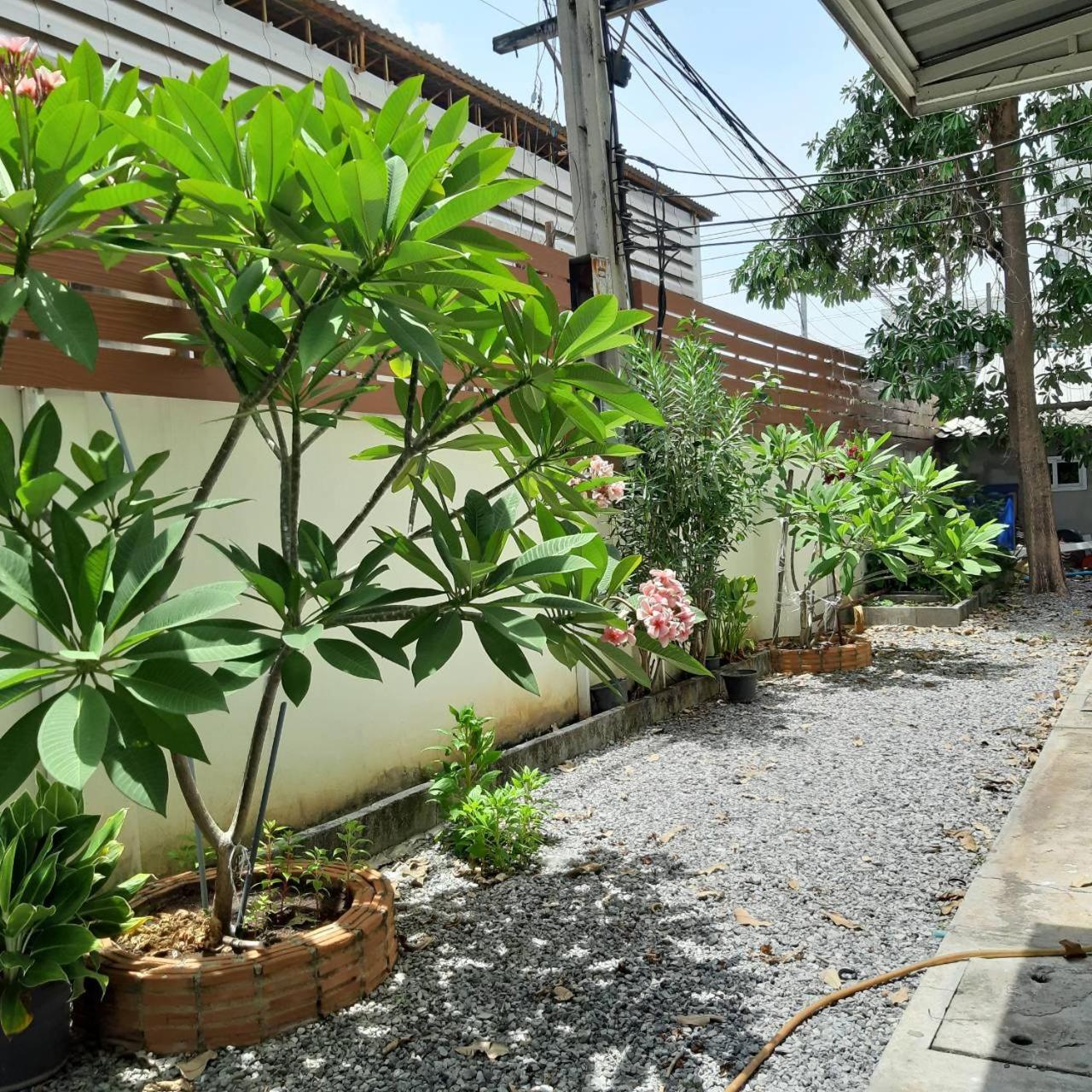 SLT Apartment Bangkok