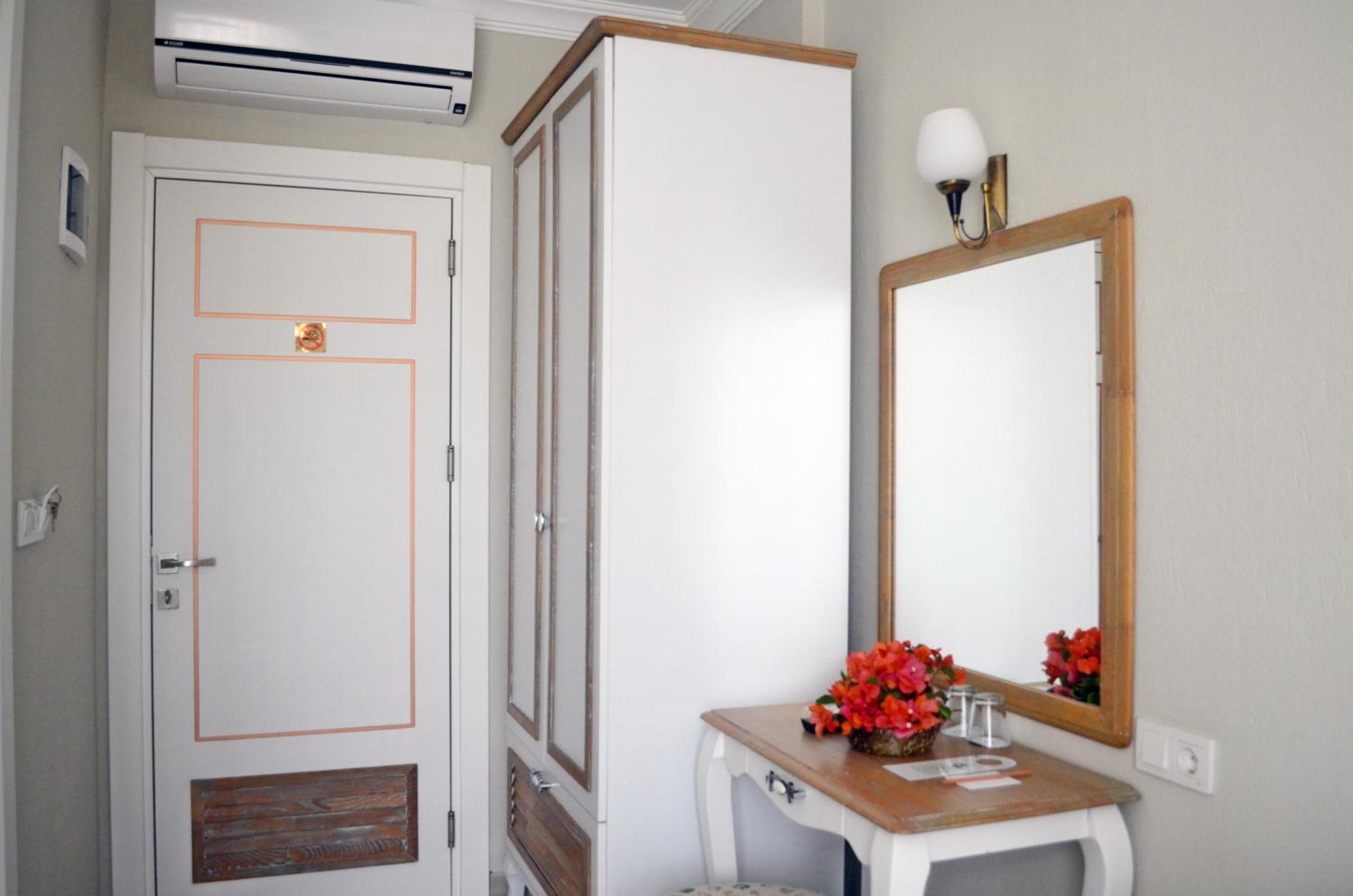 Datca Beyaz Ev Hotel