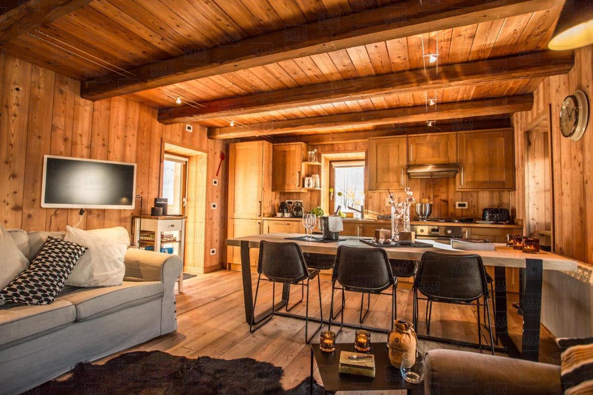 HelloChalet - Chalet D'Alpage Larose - a wild back mountain escape with large sunny garden and unique Matterhorn views view 3