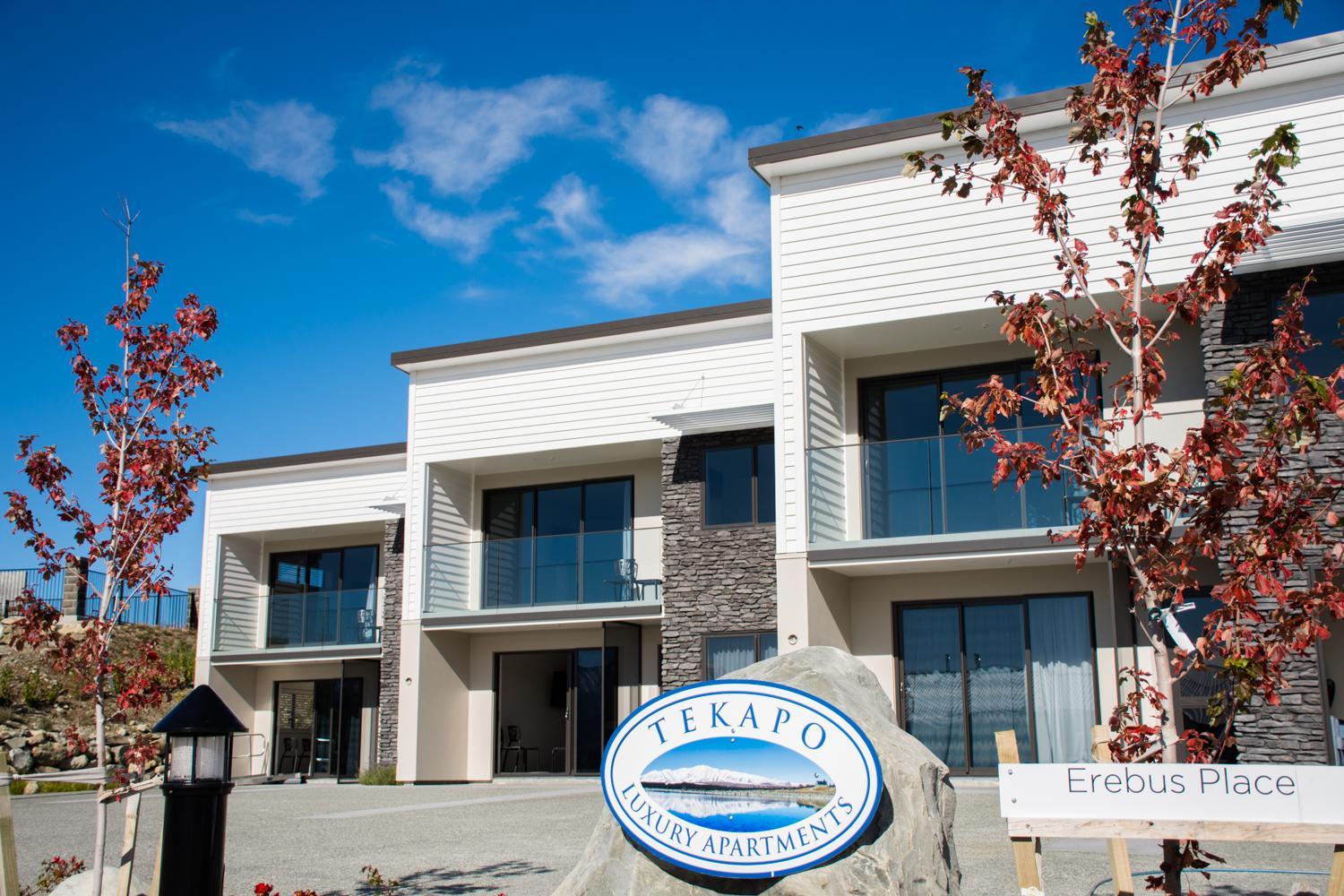 Hotel Tekapo Luxury Apartments - Image 1