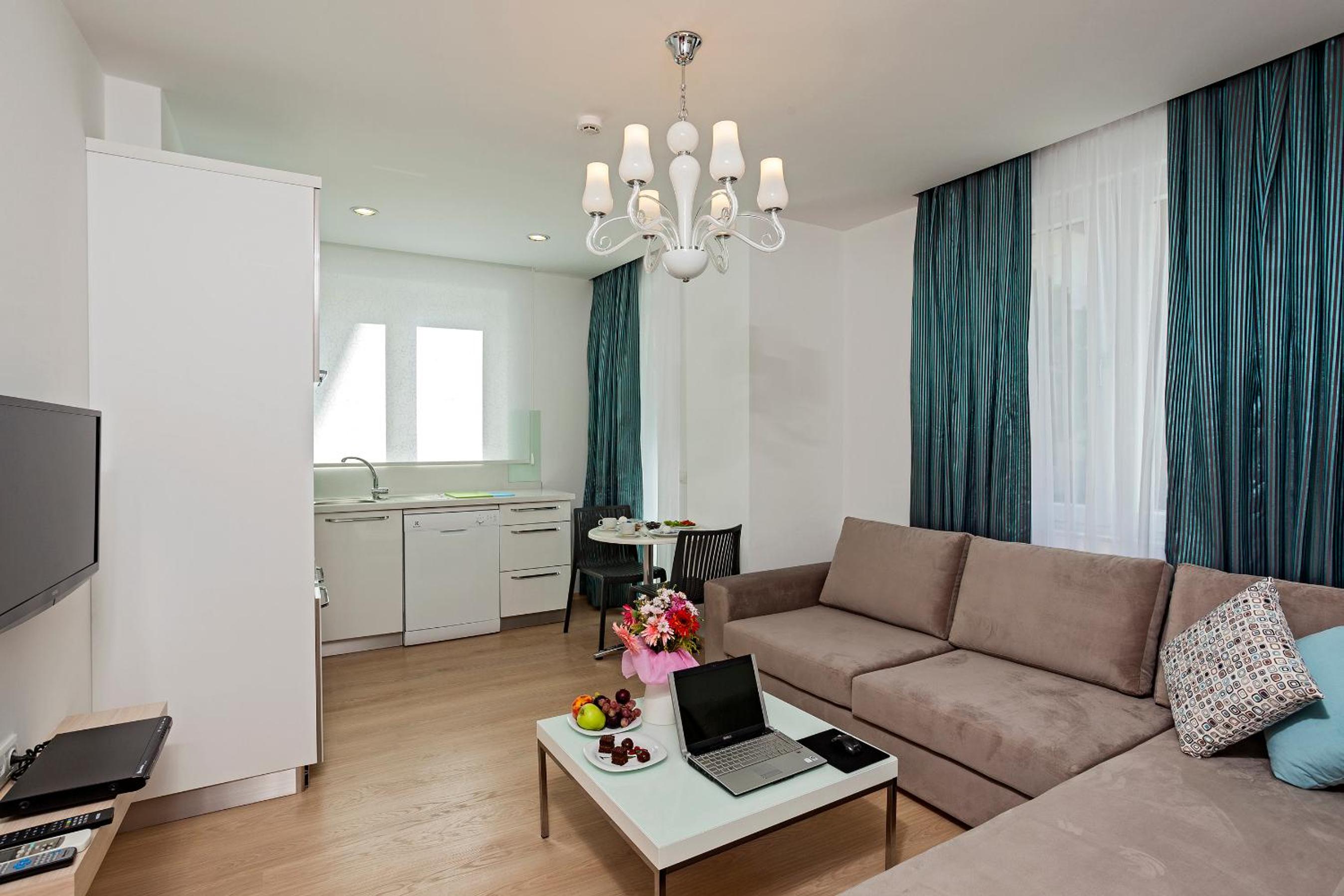 The Room Hotel & Apartments - Image 32
