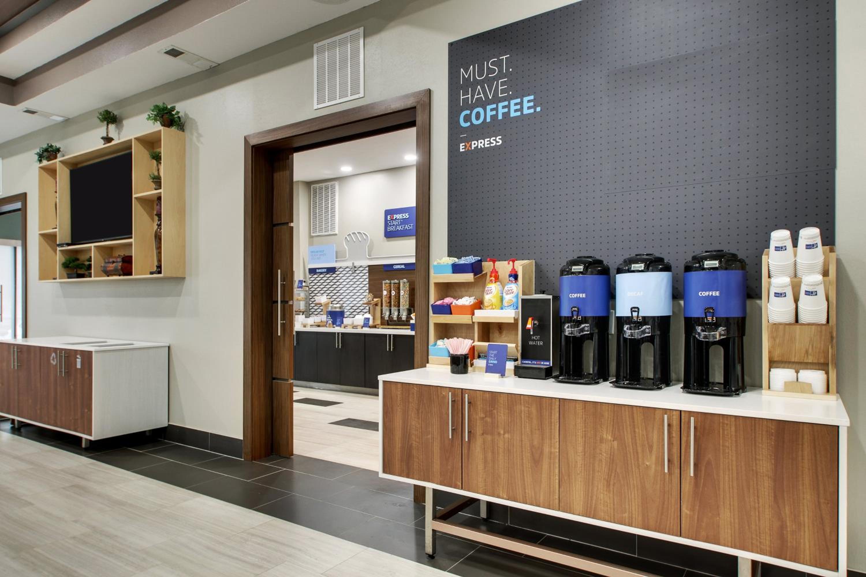 Laurel Vacations - Holiday Inn Express  Suites Laurel, an IHG Hotel - Property Image 41