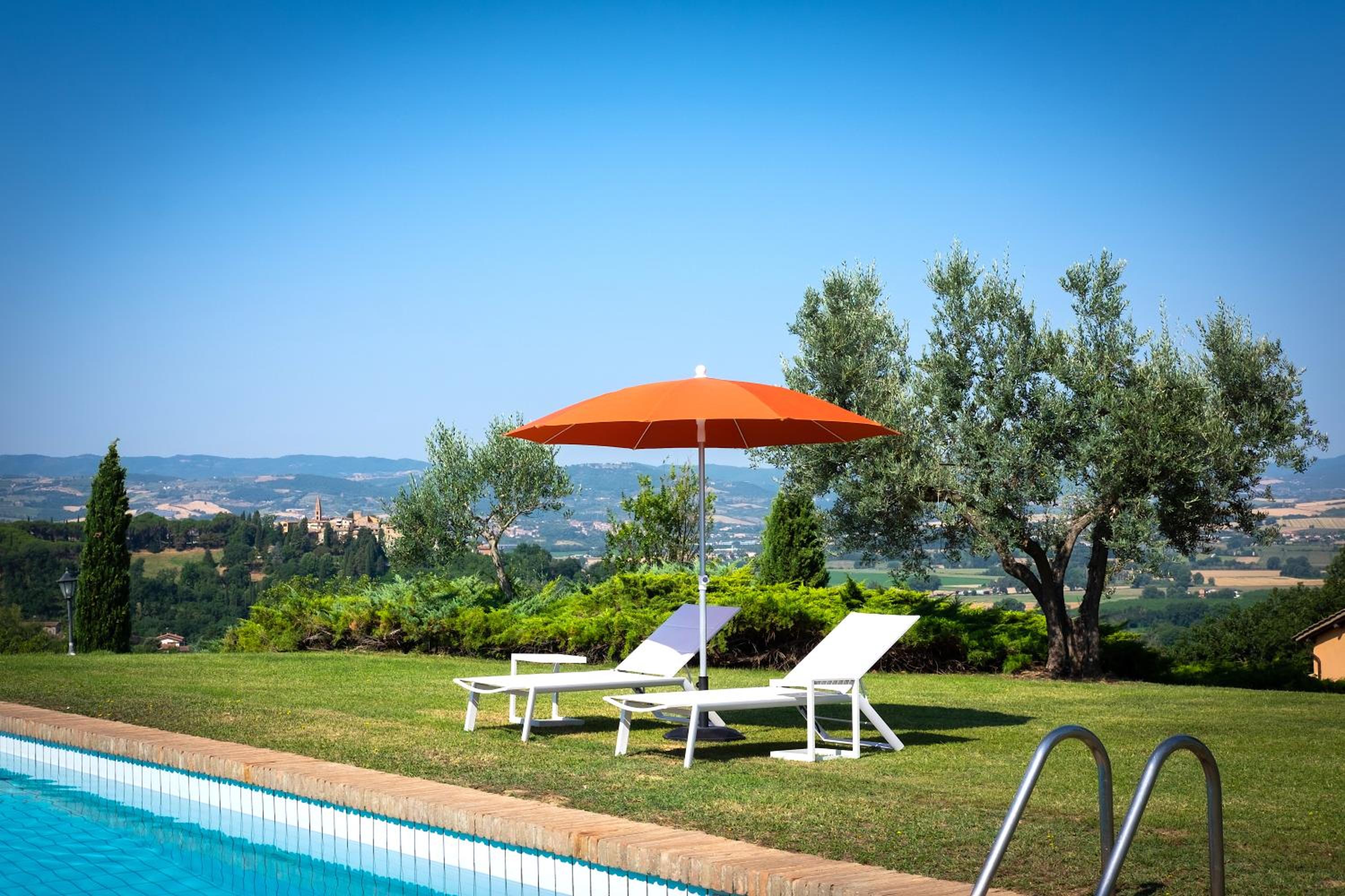 Agriturismo Le Cerque view 3